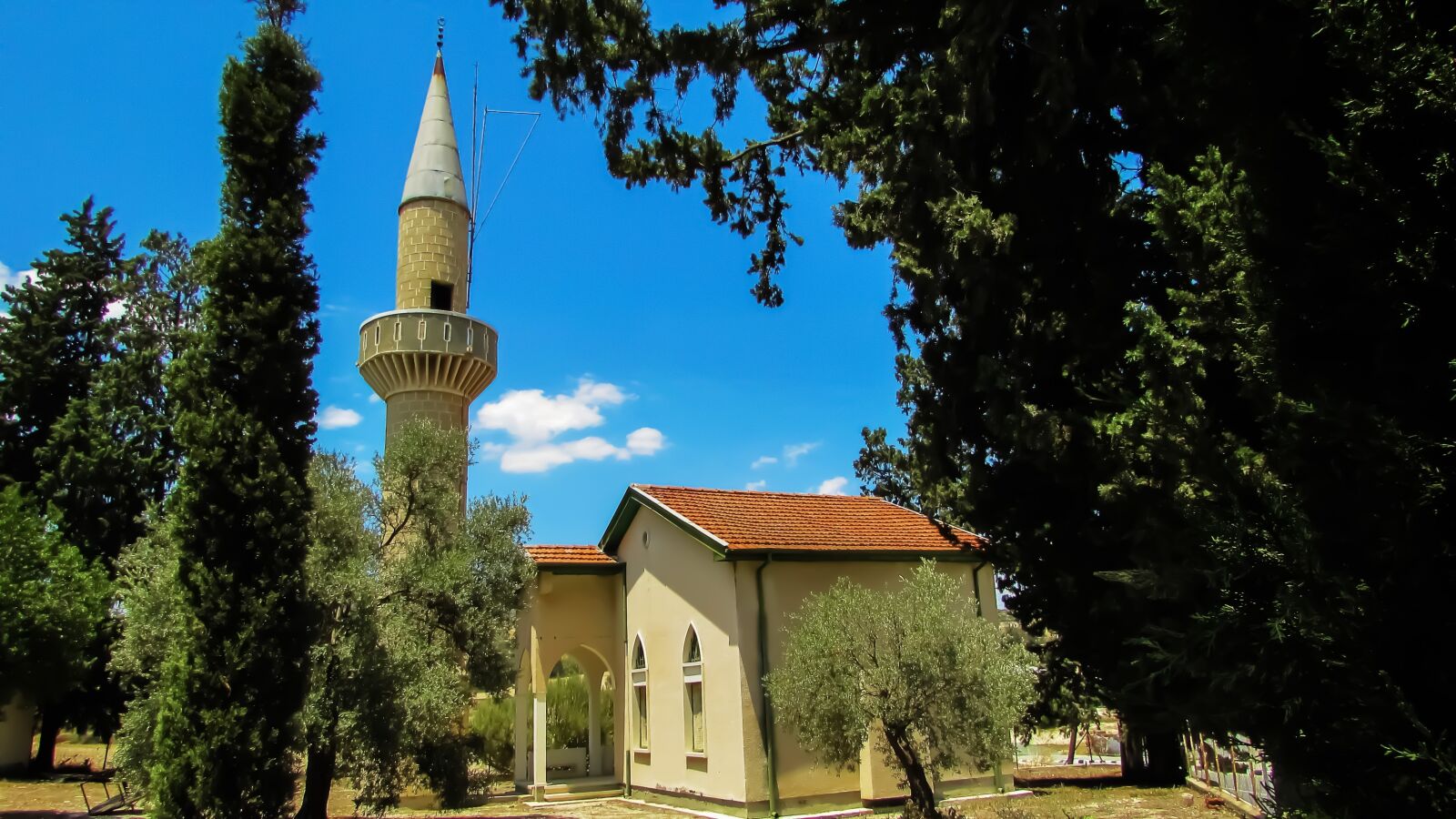 Canon PowerShot SX400 IS sample photo. Cyprus, menogeia, mosque photography