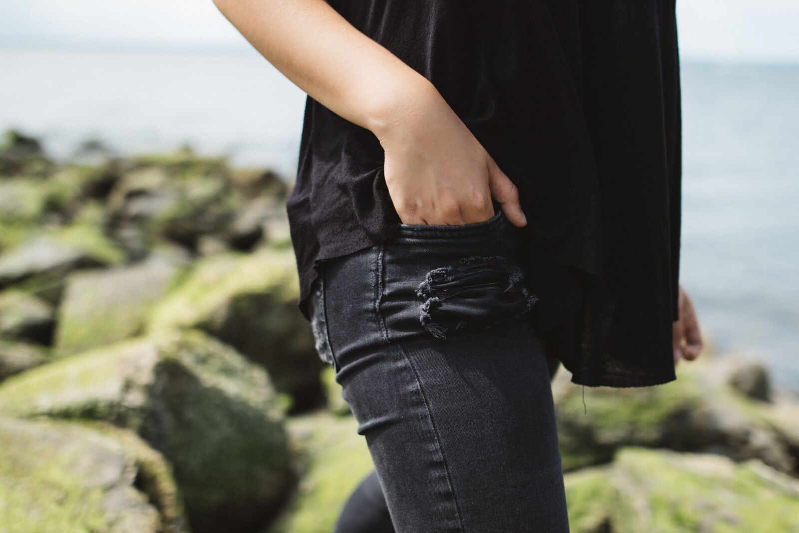 Canon EOS 7D Mark II sample photo. Fashion, girl, hand photography
