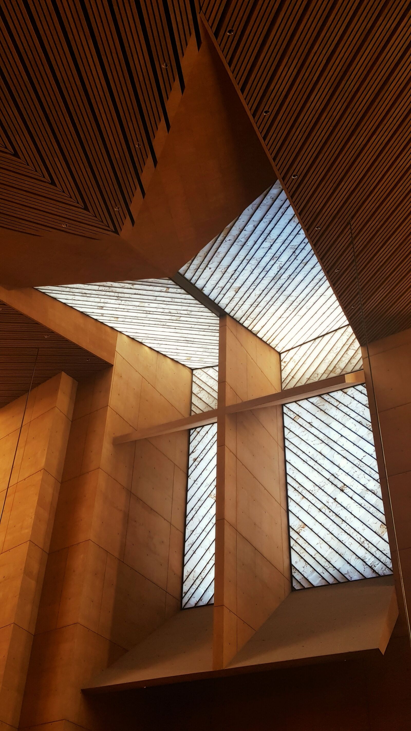 Samsung Galaxy Note5 sample photo. Los angeles cathedral, alabaster photography