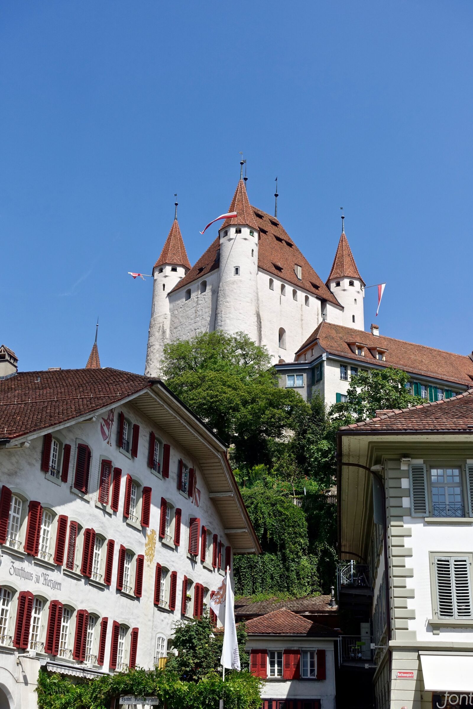Sony Cyber-shot DSC-RX100 III sample photo. Castle, turrets, keep photography