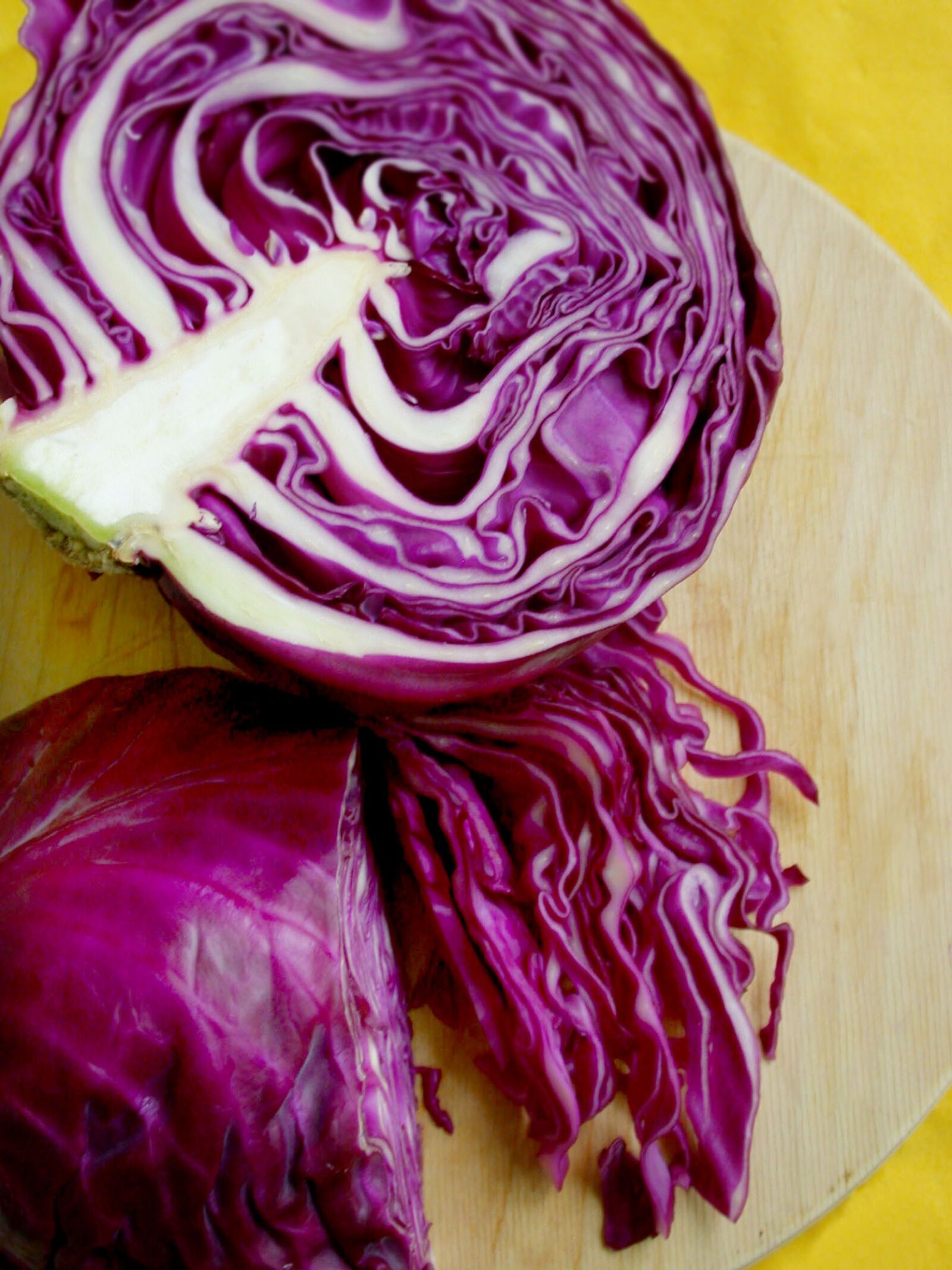 Nikon E995 sample photo. Red cabbage, cut, vegetables photography