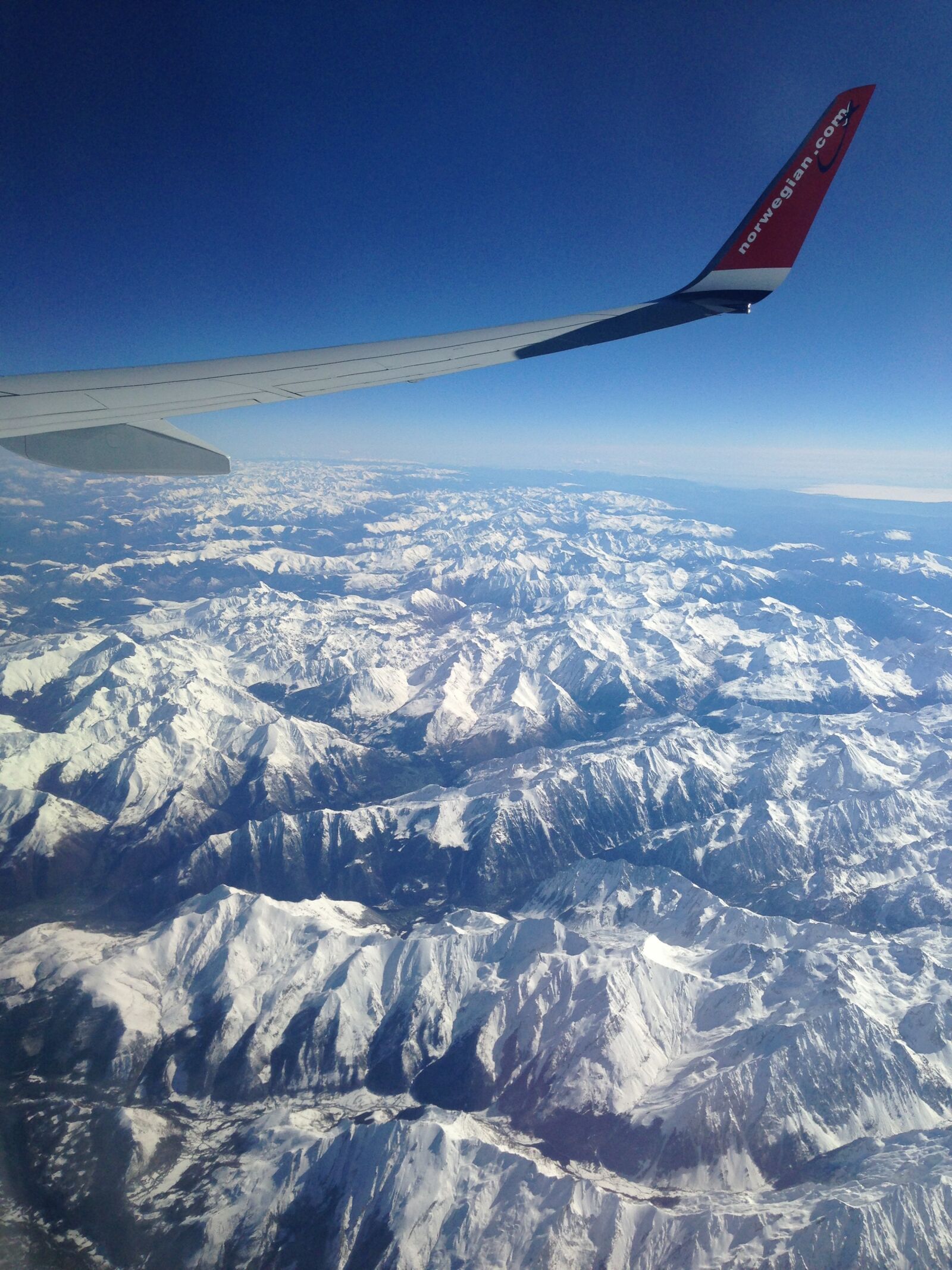 iPhone 5 back camera 4.12mm f/2.4 sample photo. Flying, pyrenees, summit photography