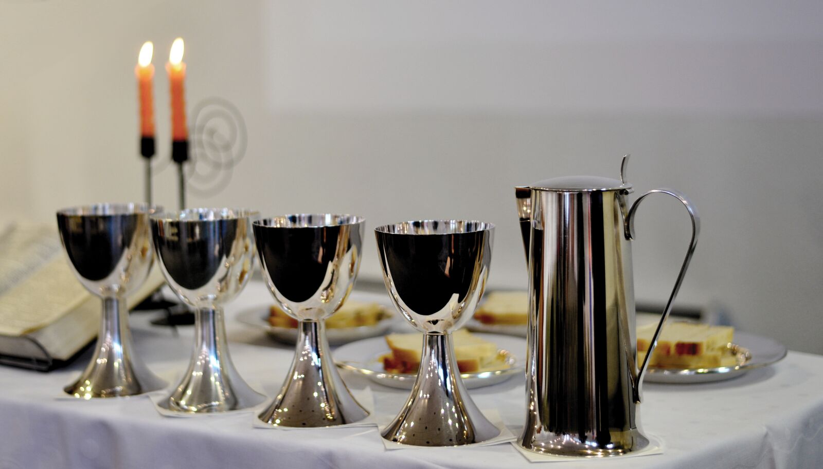 Nikon D610 sample photo. Last supper, the bread photography