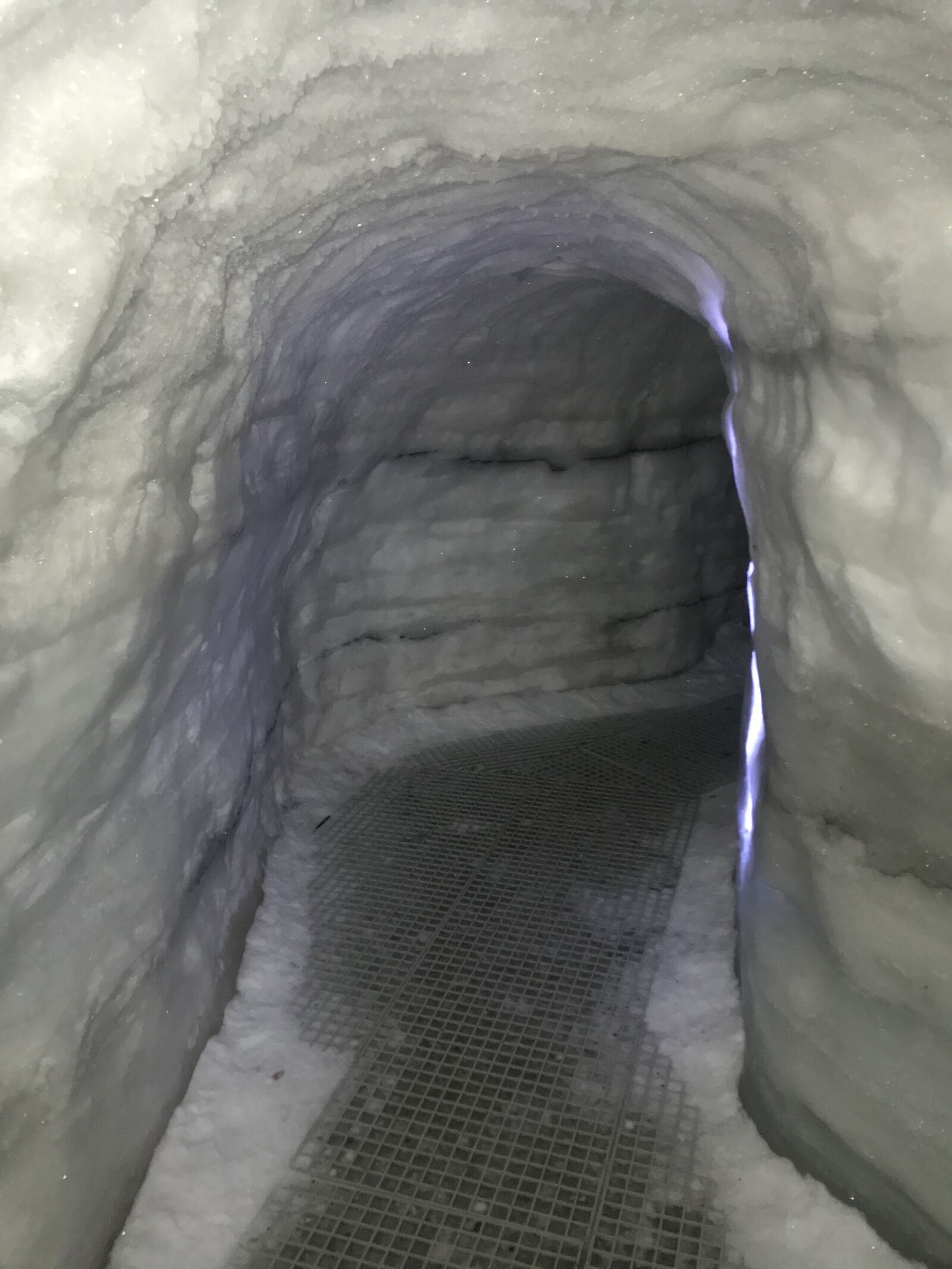 iPhone 7 Plus back dual camera 3.99mm f/1.8 sample photo. Ice, frozen, tunnel photography