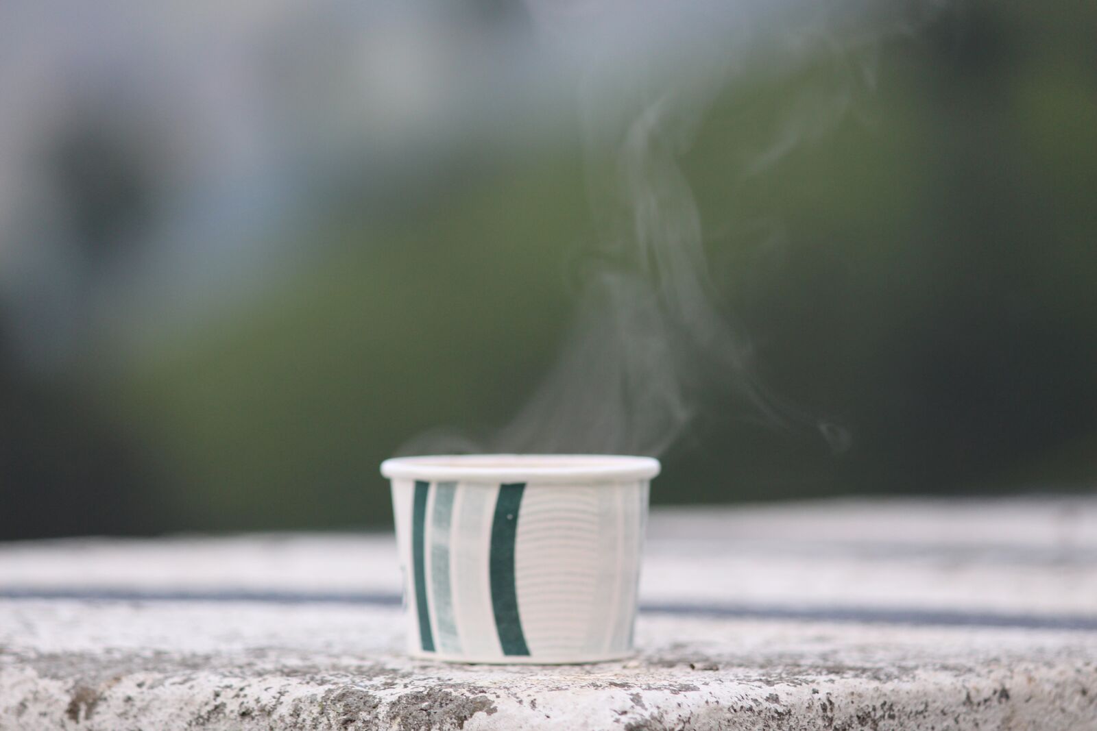 Canon EOS 700D (EOS Rebel T5i / EOS Kiss X7i) sample photo. Coffee, cup, smogs photography
