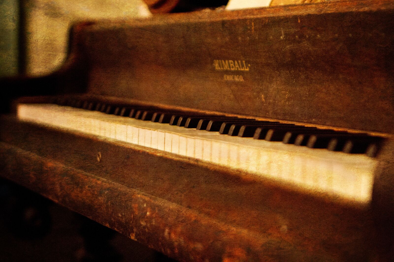 Canon EOS 7D + Canon EF 24-70mm F2.8L USM sample photo. Piano, vintage, music photography