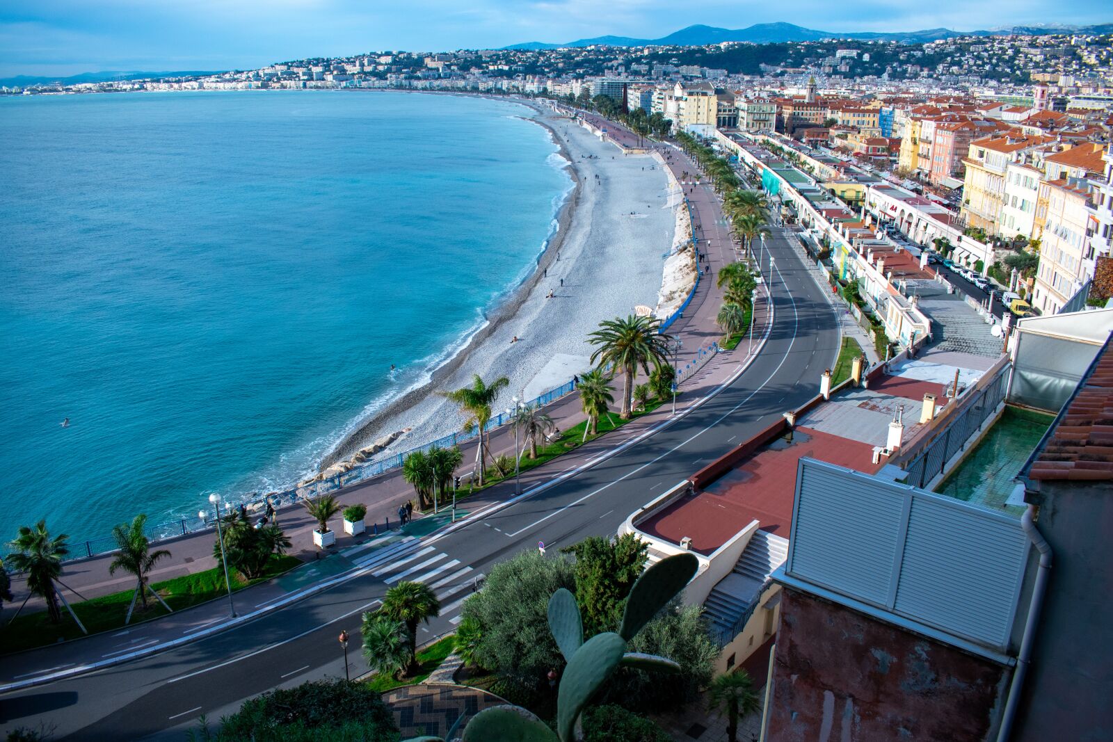 Nikon D5600 sample photo. Sea, beach, city photography