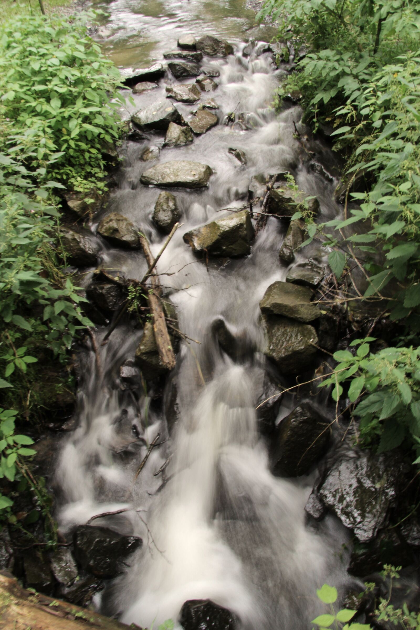 Canon EF-S 17-85mm F4-5.6 IS USM sample photo. Water, nature, stones photography