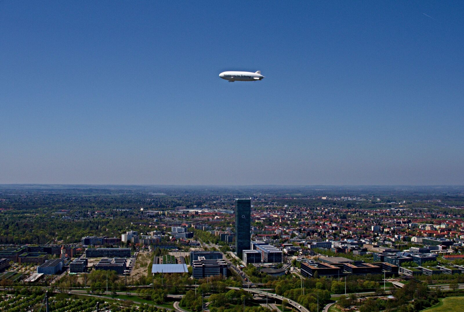 Pentax K-x sample photo. Zeppelin, sueddeutsche, munich photography