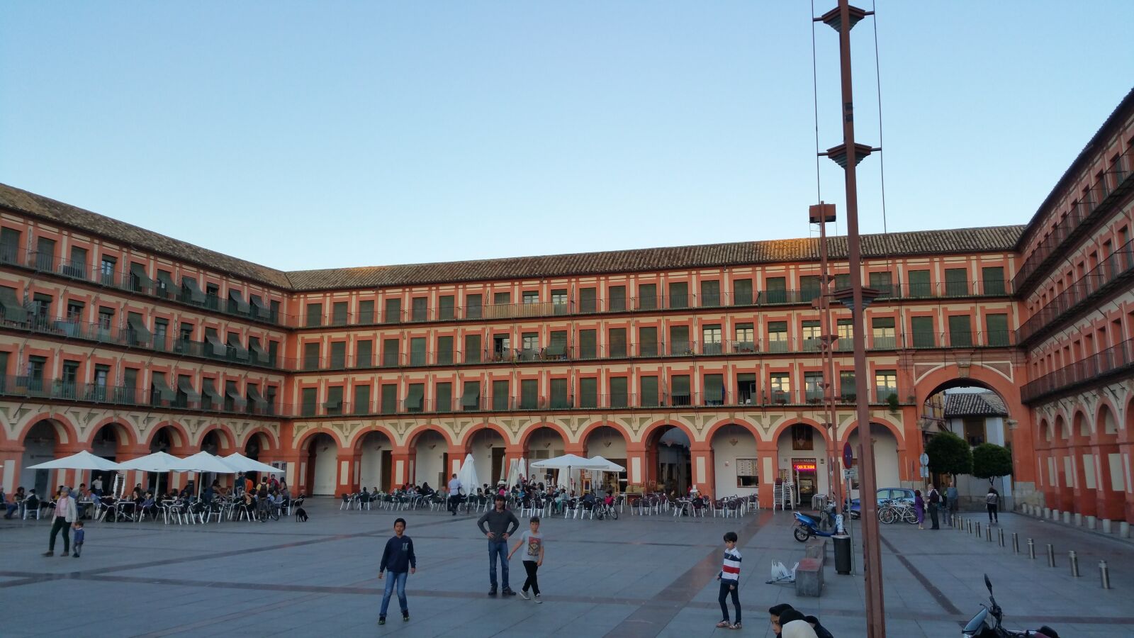 Samsung Galaxy Note4 sample photo. Plaza de la corredera photography