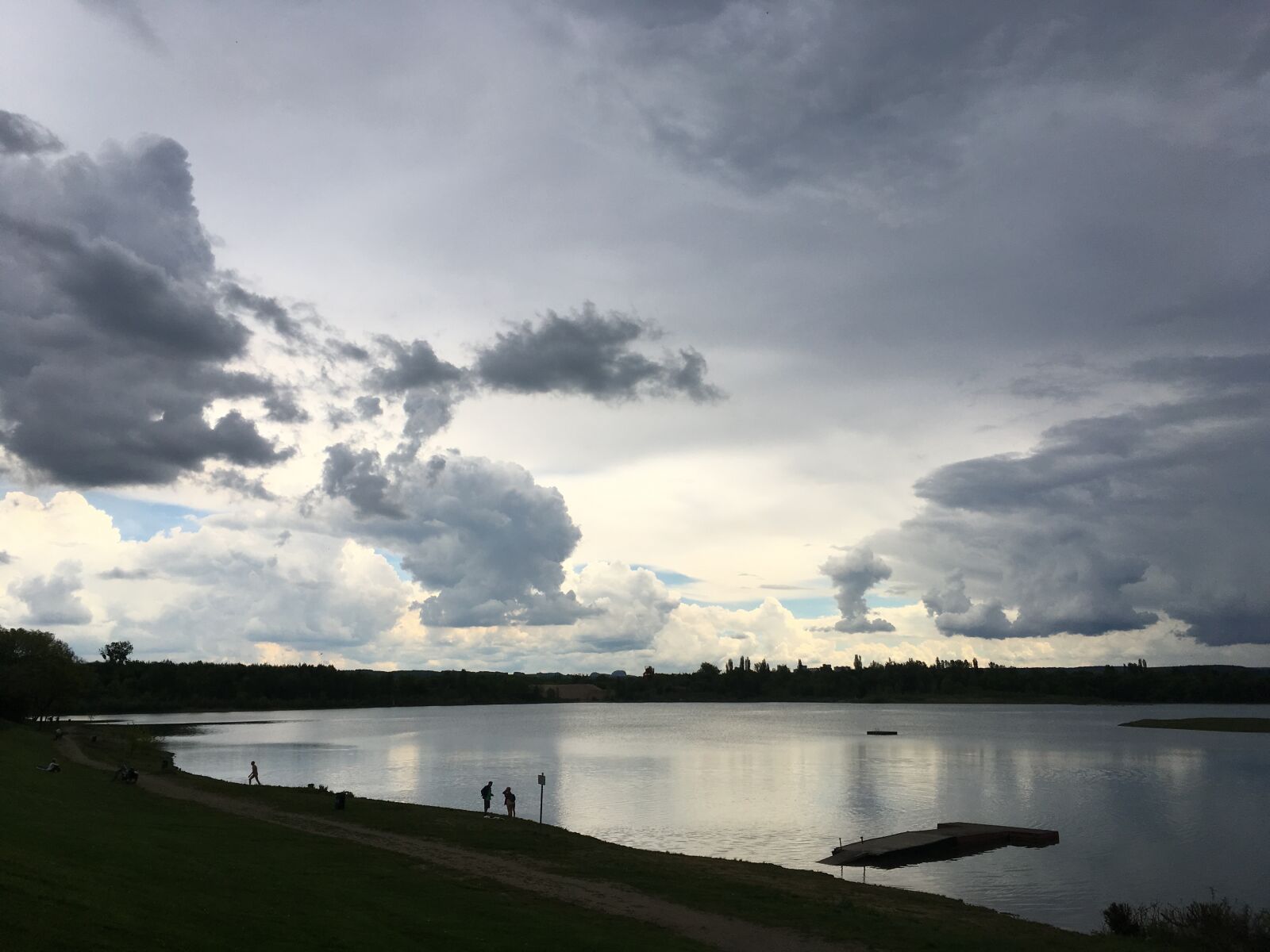 iPhone SE back camera 4.15mm f/2.2 sample photo. Reservoir, storm, saxony photography
