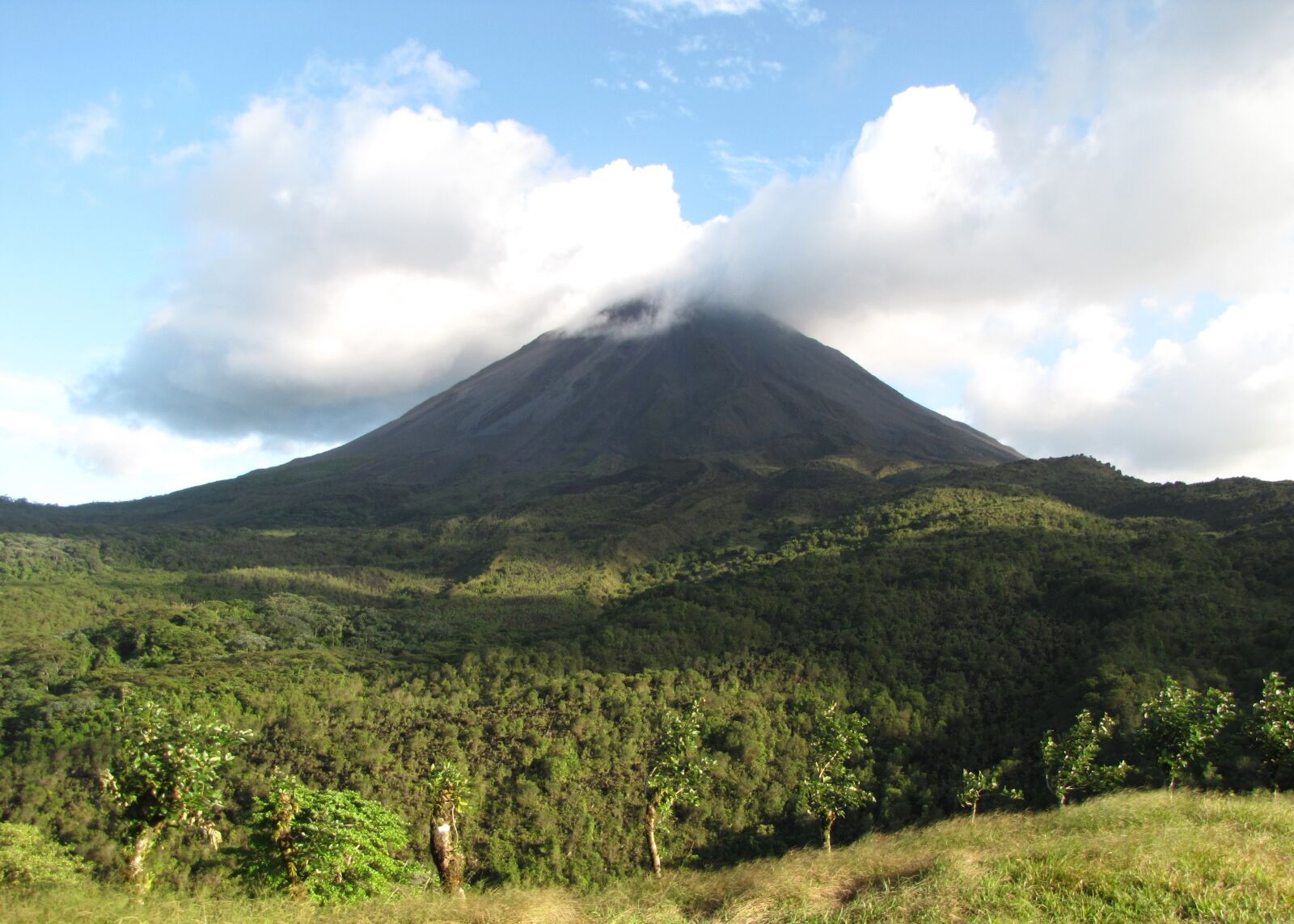 Canon PowerShot SX10 IS sample photo. Nature, volcano, costa rica photography