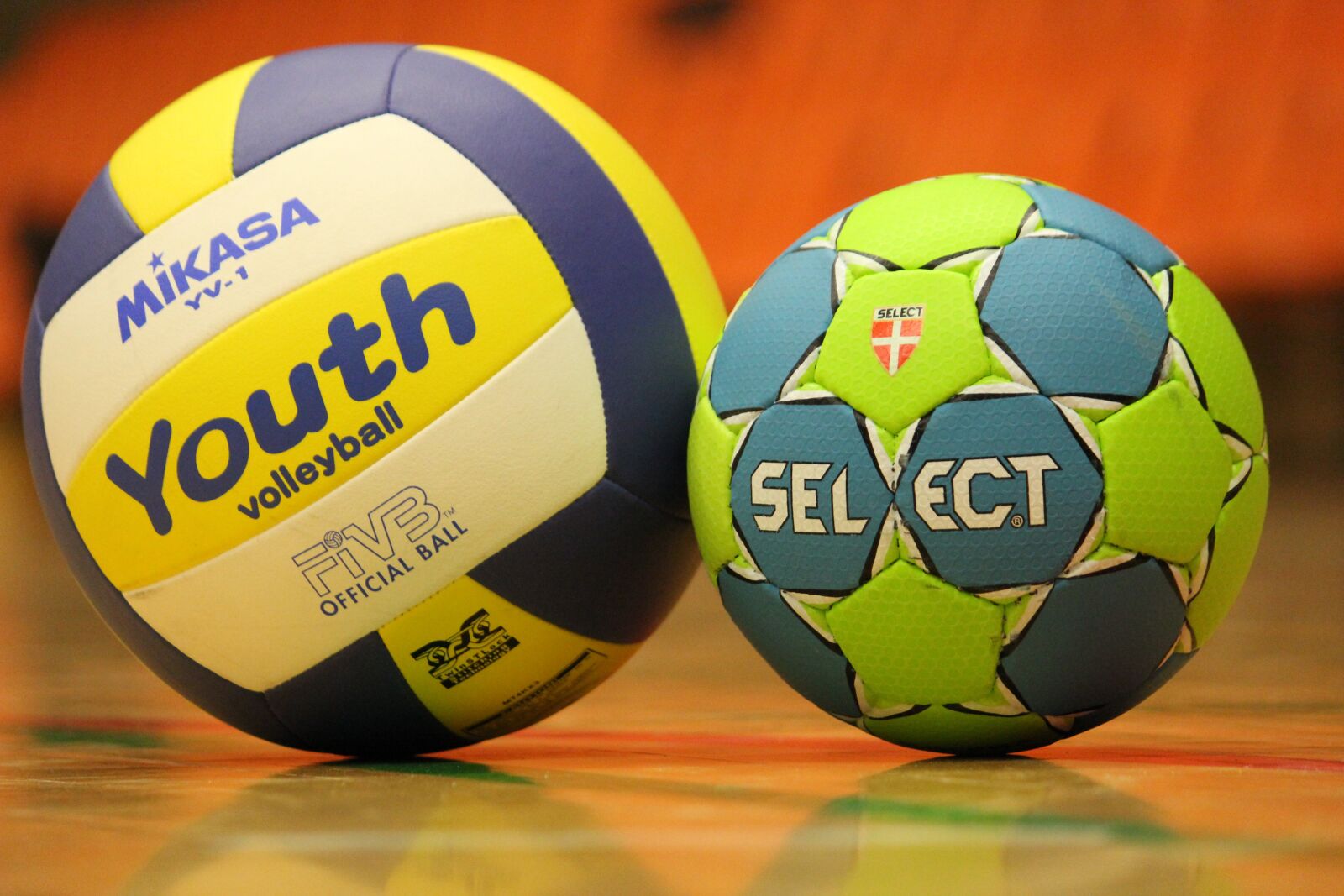 Canon EOS 600D (Rebel EOS T3i / EOS Kiss X5) sample photo. Ball, volleyball, handball photography