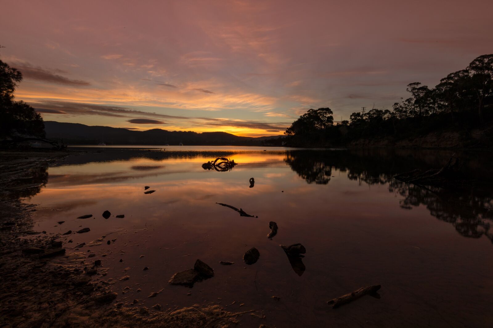Canon EF 16-35mm F4L IS USM sample photo. Howden, australia, tasmania photography