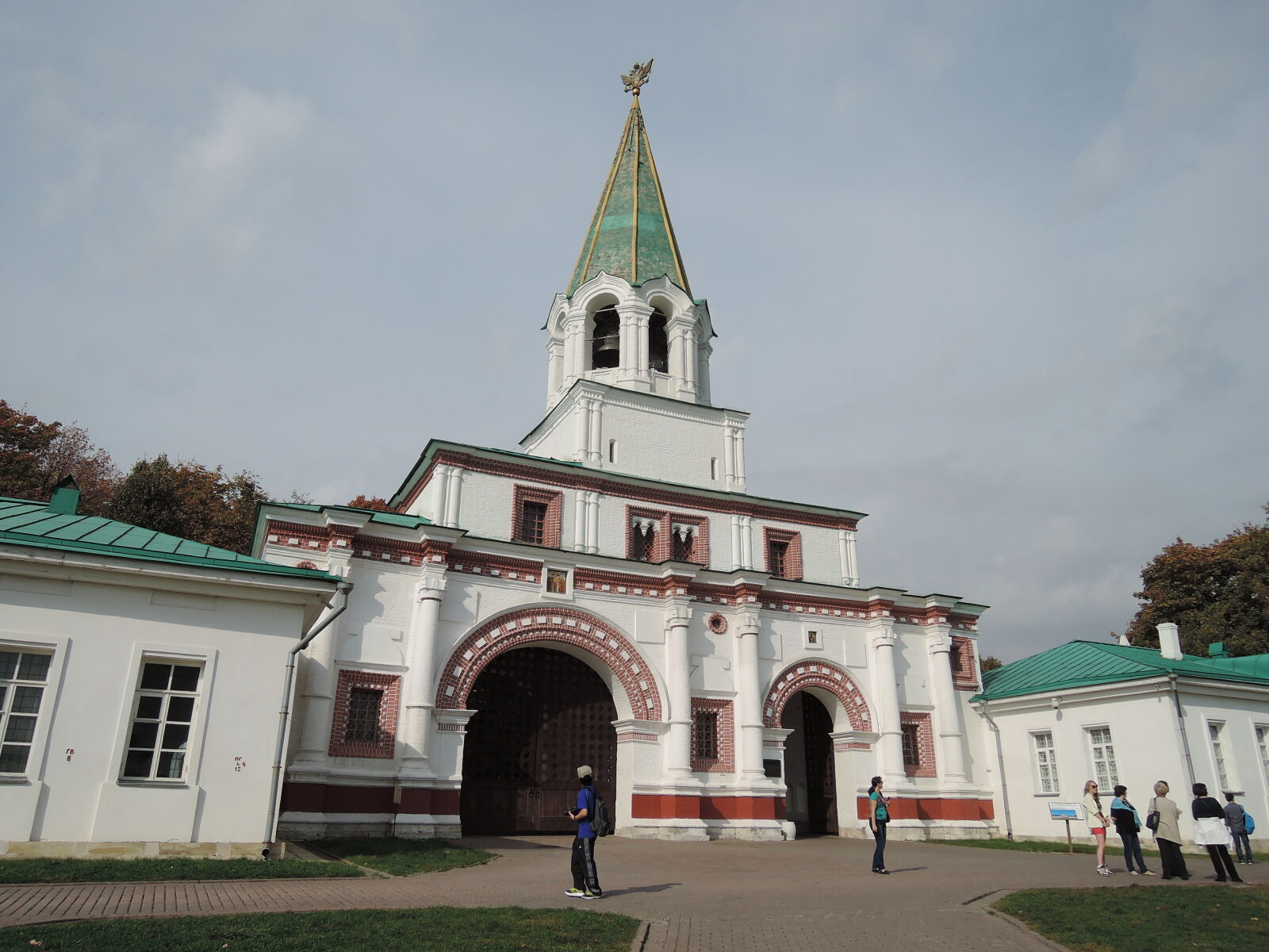 Nikon Coolpix P330 sample photo. Kolomenskoe, moscow, park photography