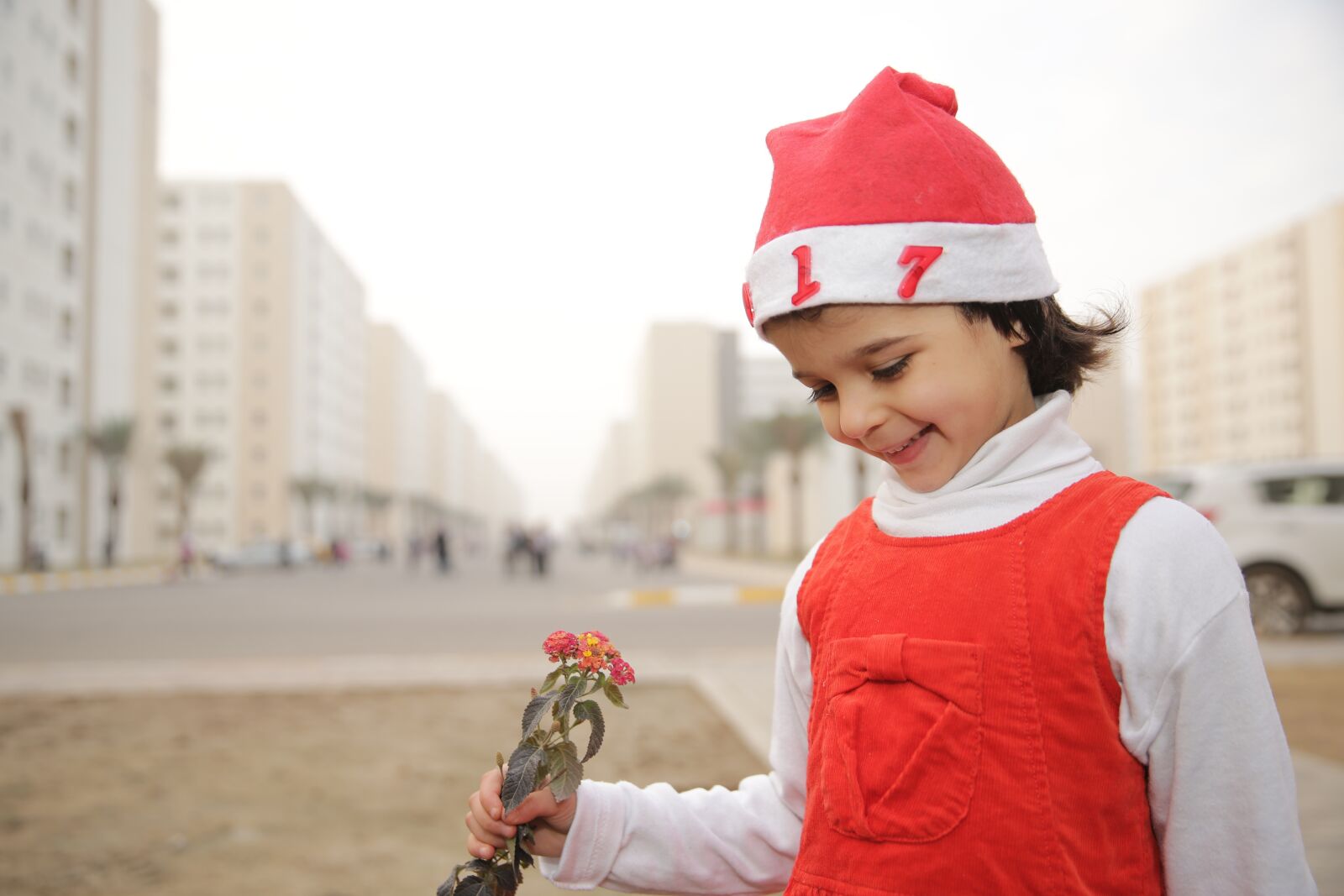 Canon EF 24-70mm F2.8L II USM sample photo. City, children, girl photography