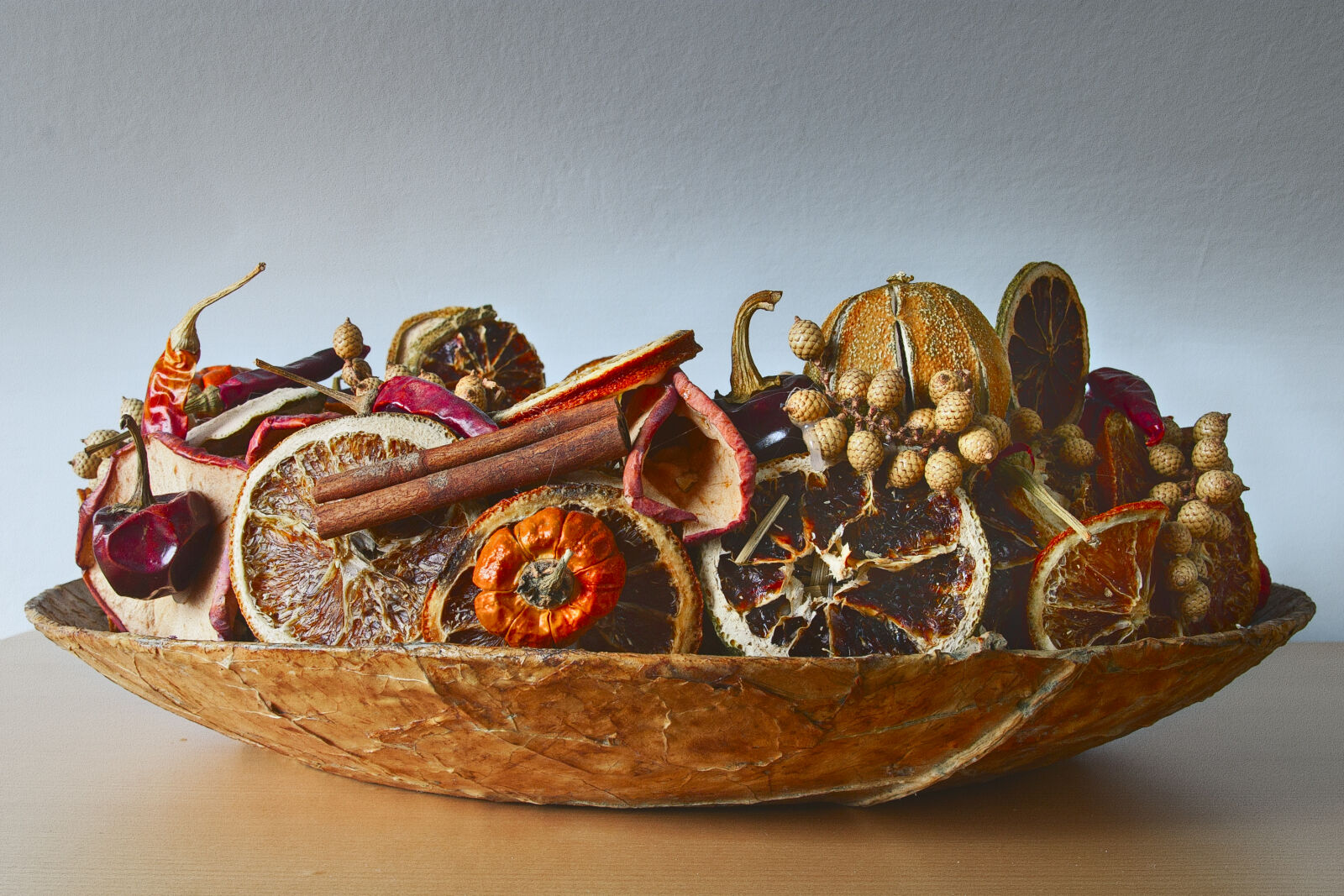 Canon EOS D60 sample photo. Artificial, flowers, dried, fruit photography