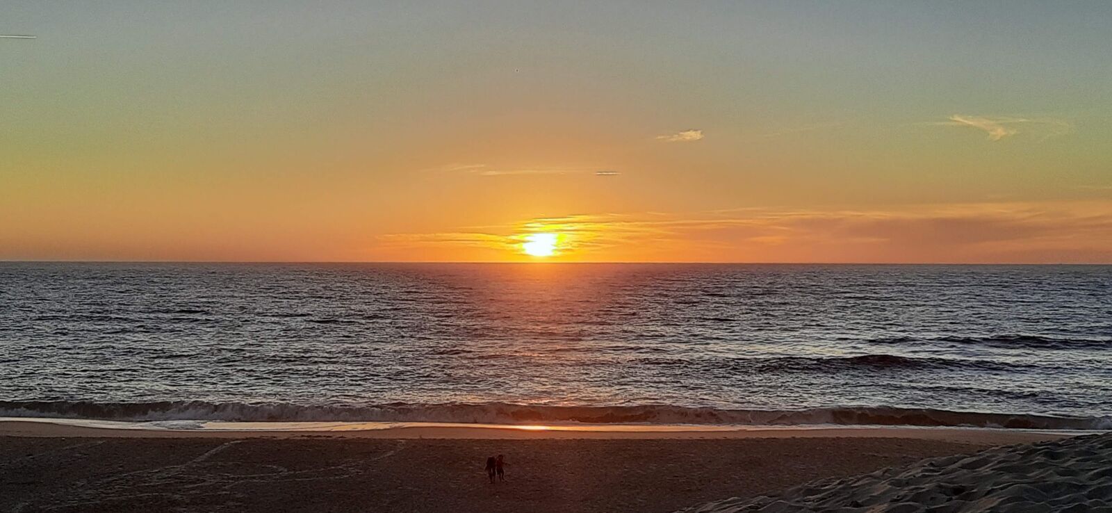 Samsung SM-M215F sample photo. Sunset, mar, beach photography
