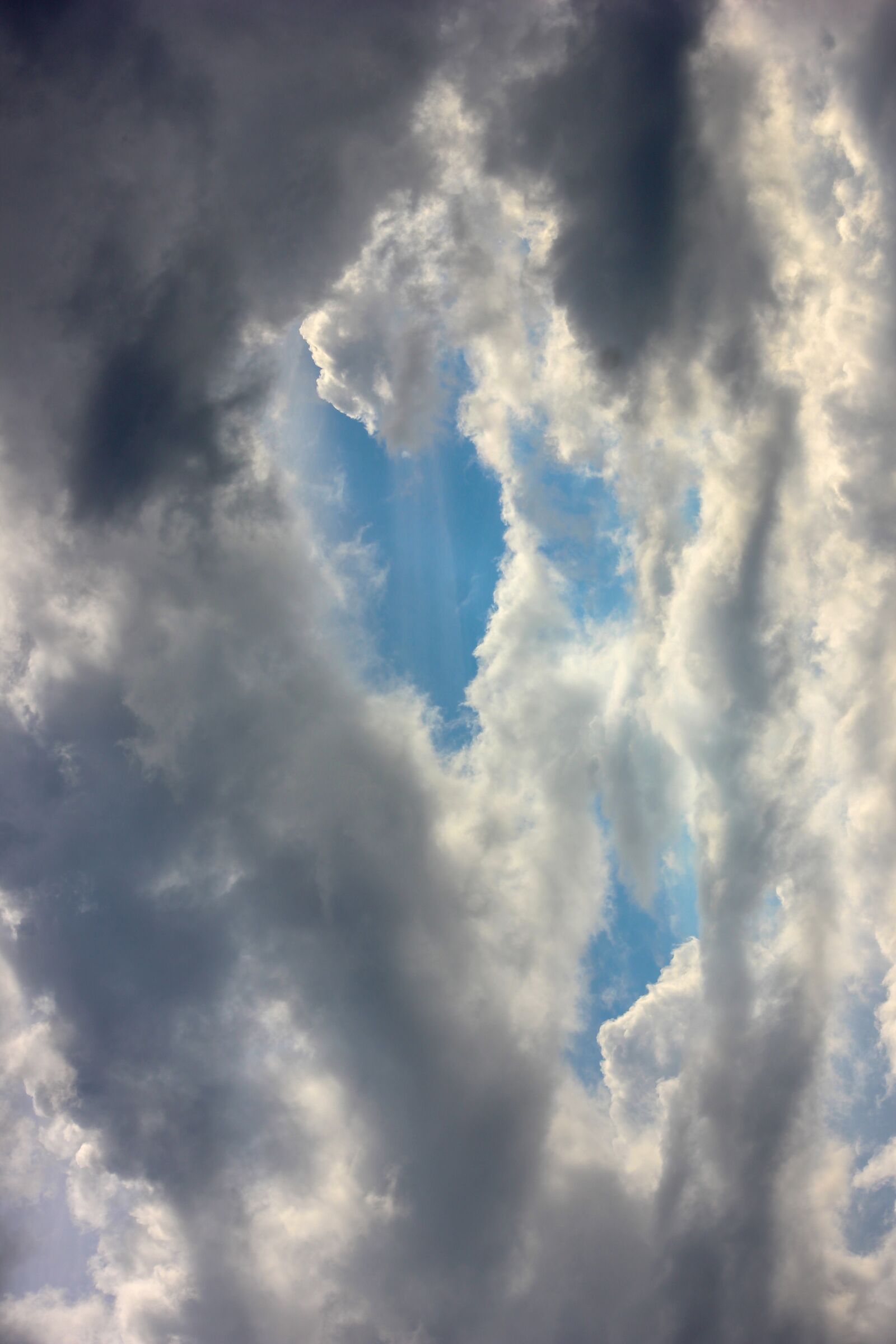 Canon EF75-300mm f/4-5.6 sample photo. Clouds, sky, sunset photography