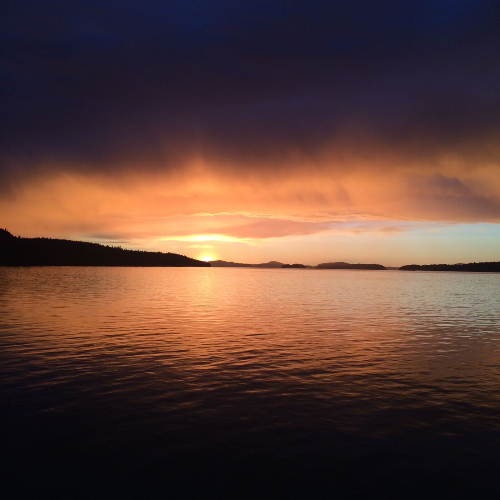 iPhone 5s back camera 4.15mm f/2.2 sample photo. Sunset, saltspring, island photography