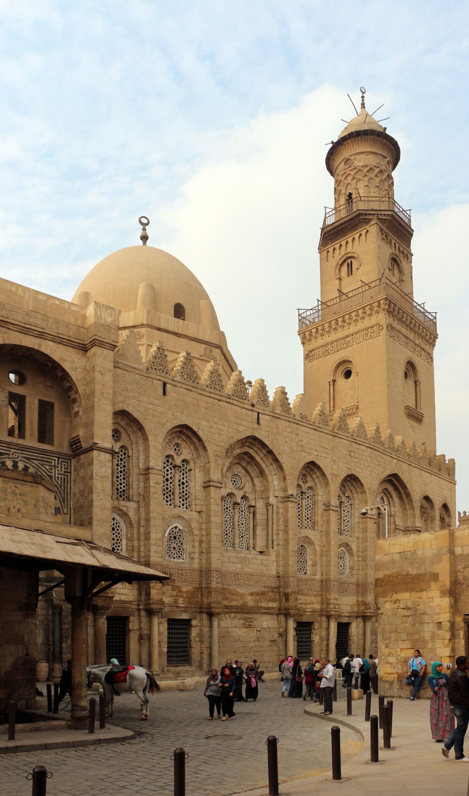 Canon EF-S 18-135mm F3.5-5.6 IS STM sample photo. Cairo, egypt, mosque photography