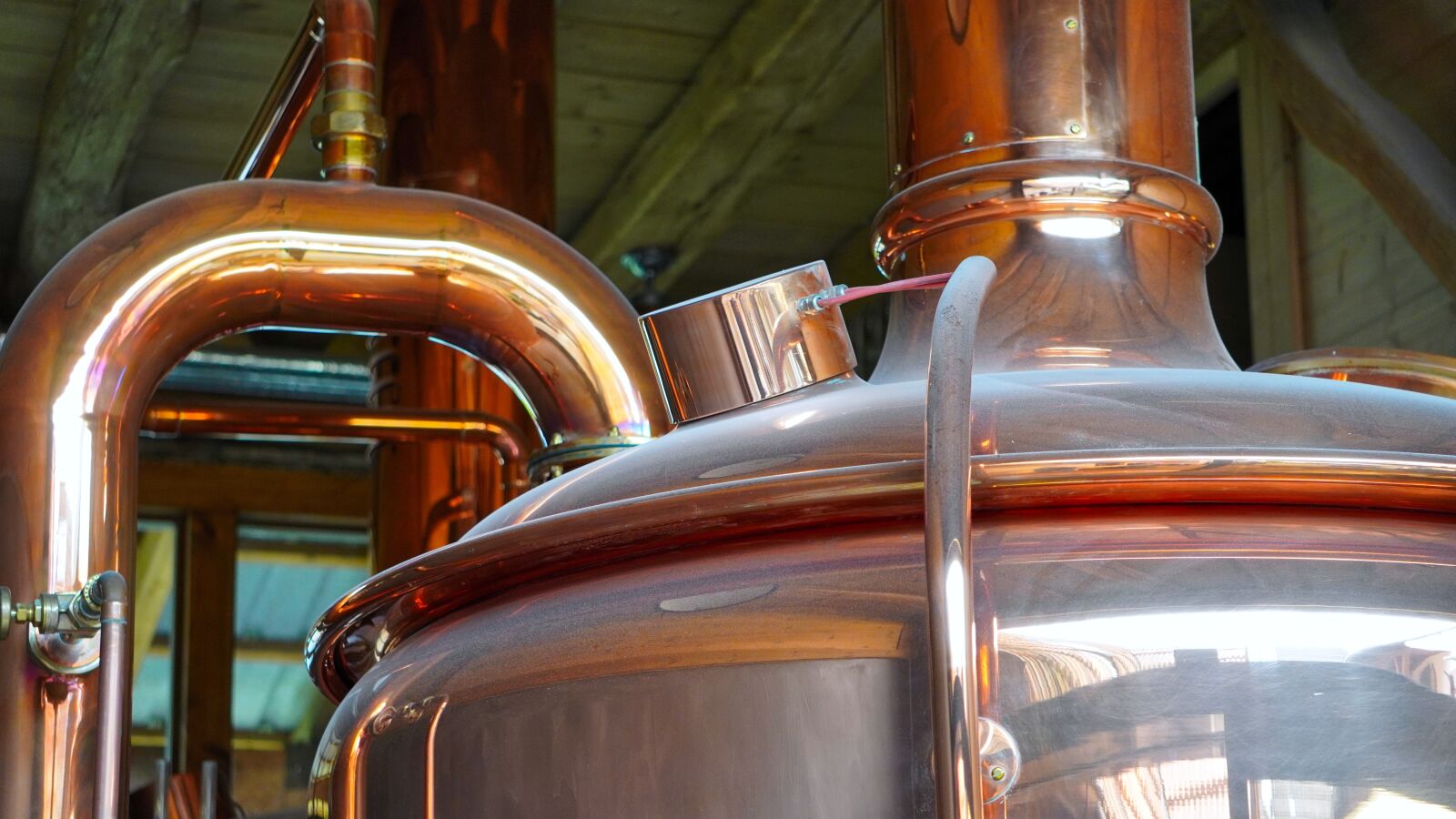 Sony E 55-210mm F4.5-6.3 OSS sample photo. Brewery, beer, production photography