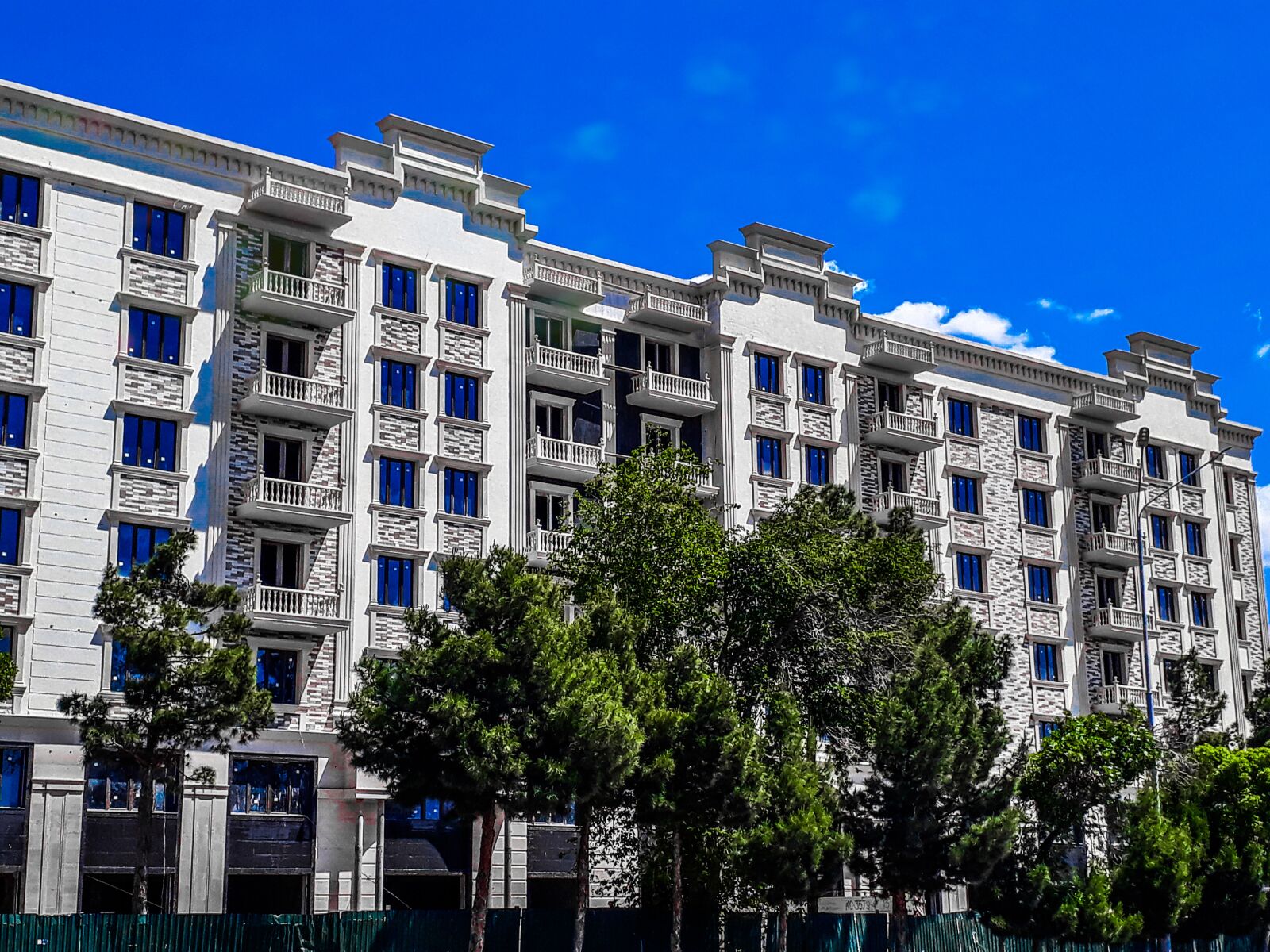 Samsung Galaxy A3(2017) sample photo. Residential building, uzbekistan, termez photography