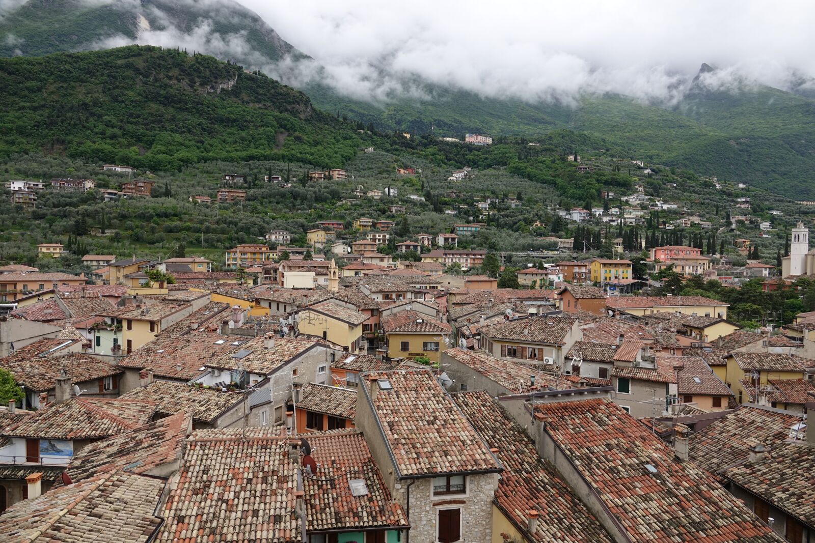 Sony Cyber-shot DSC-RX10 III sample photo. Malcesine, garda, italy photography