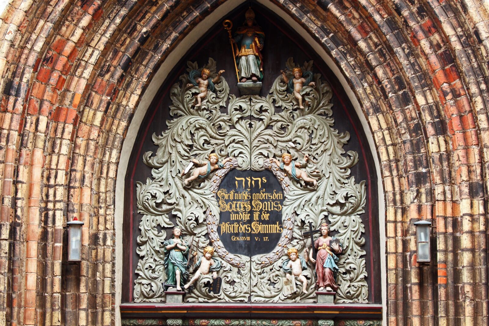 Canon EOS 700D (EOS Rebel T5i / EOS Kiss X7i) sample photo. Nikolai church in stralsund photography