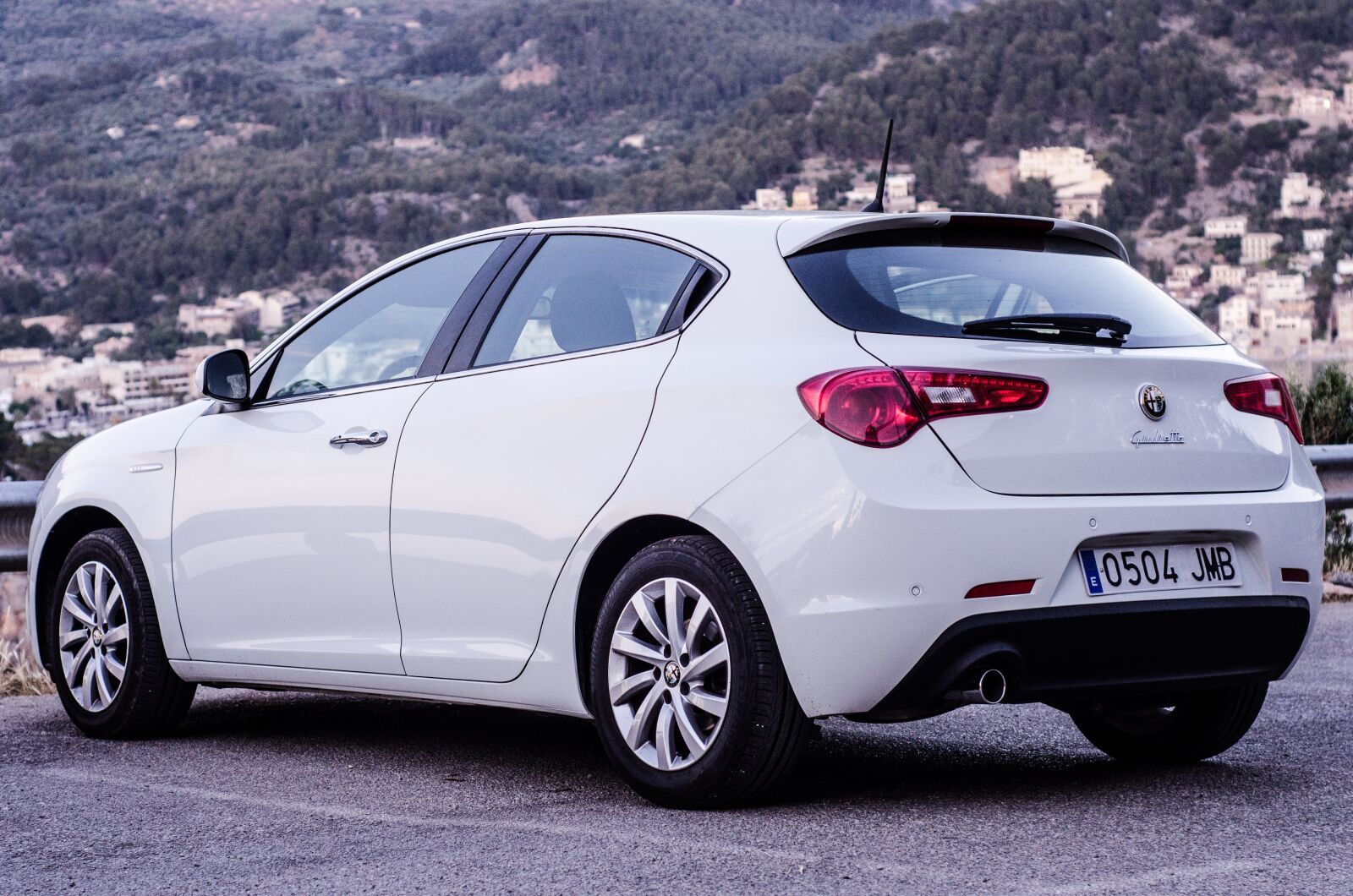 Nikon D7000 sample photo. Alfa romeo, car, mountain photography