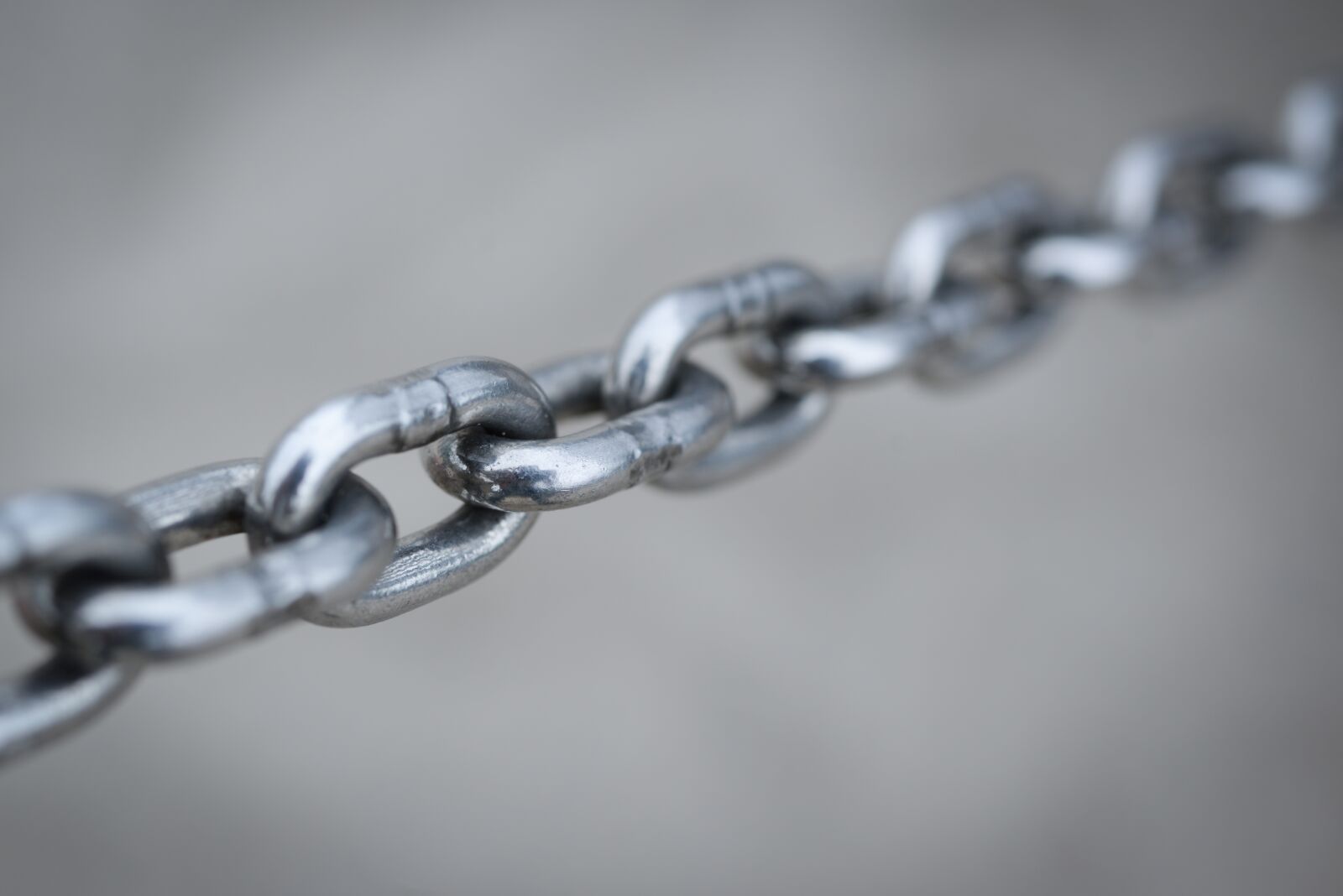 Nikon D610 sample photo. Chain, shiny, strong photography