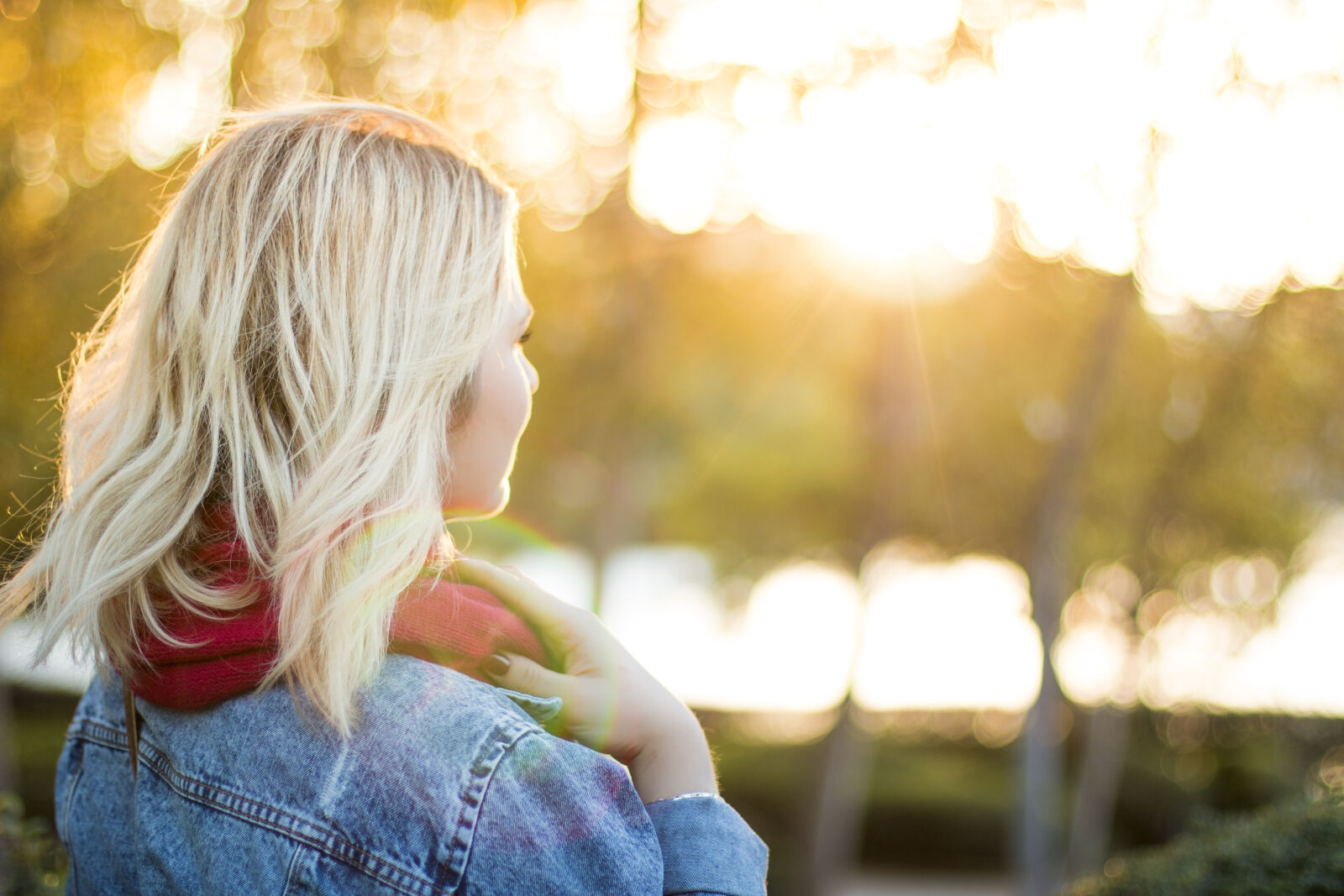 Canon EOS 70D + Canon EF 50mm F1.4 USM sample photo. Sunset, woman, girl, blonde photography