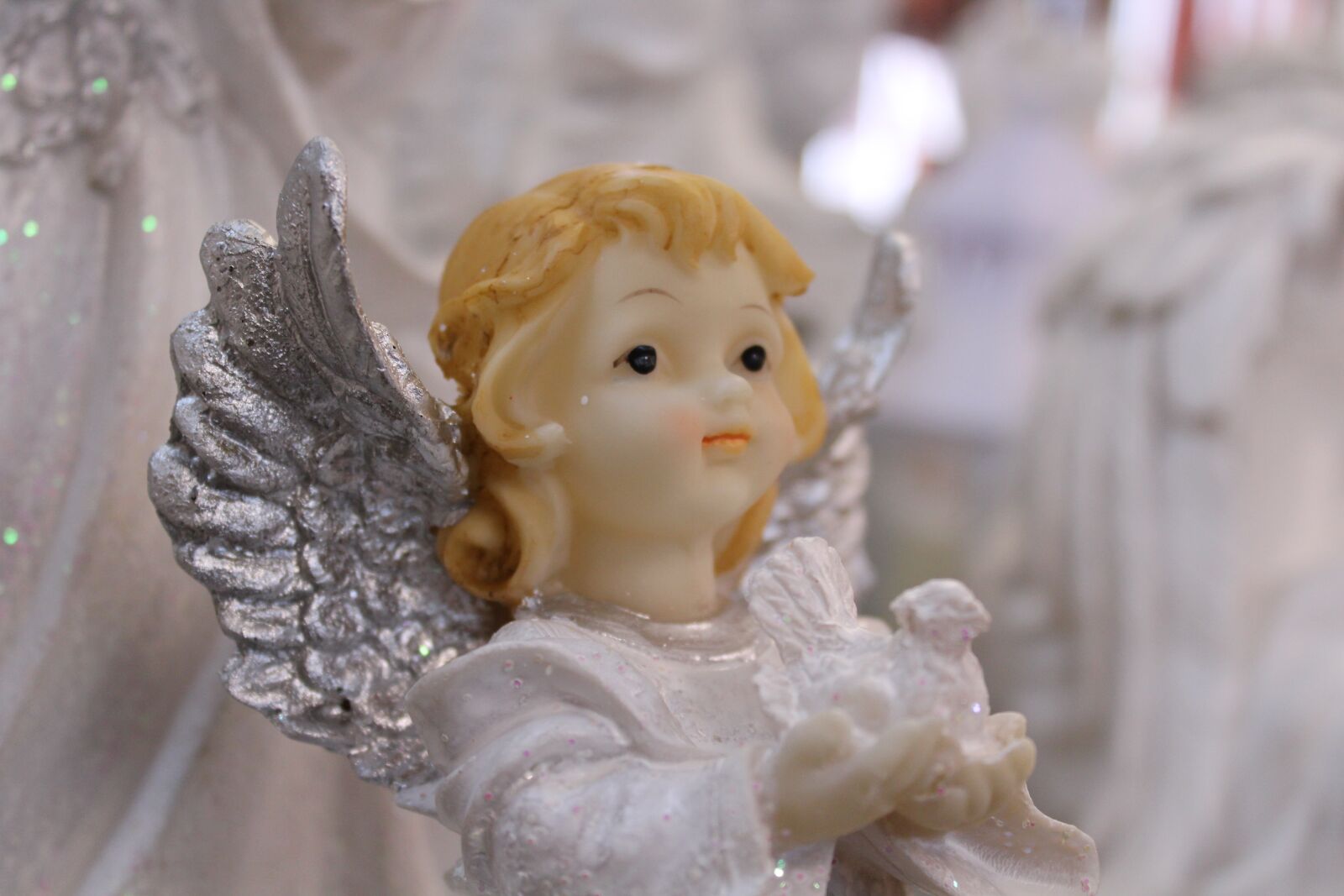Canon EOS 1300D (EOS Rebel T6 / EOS Kiss X80) sample photo. Angel, figure, faith photography
