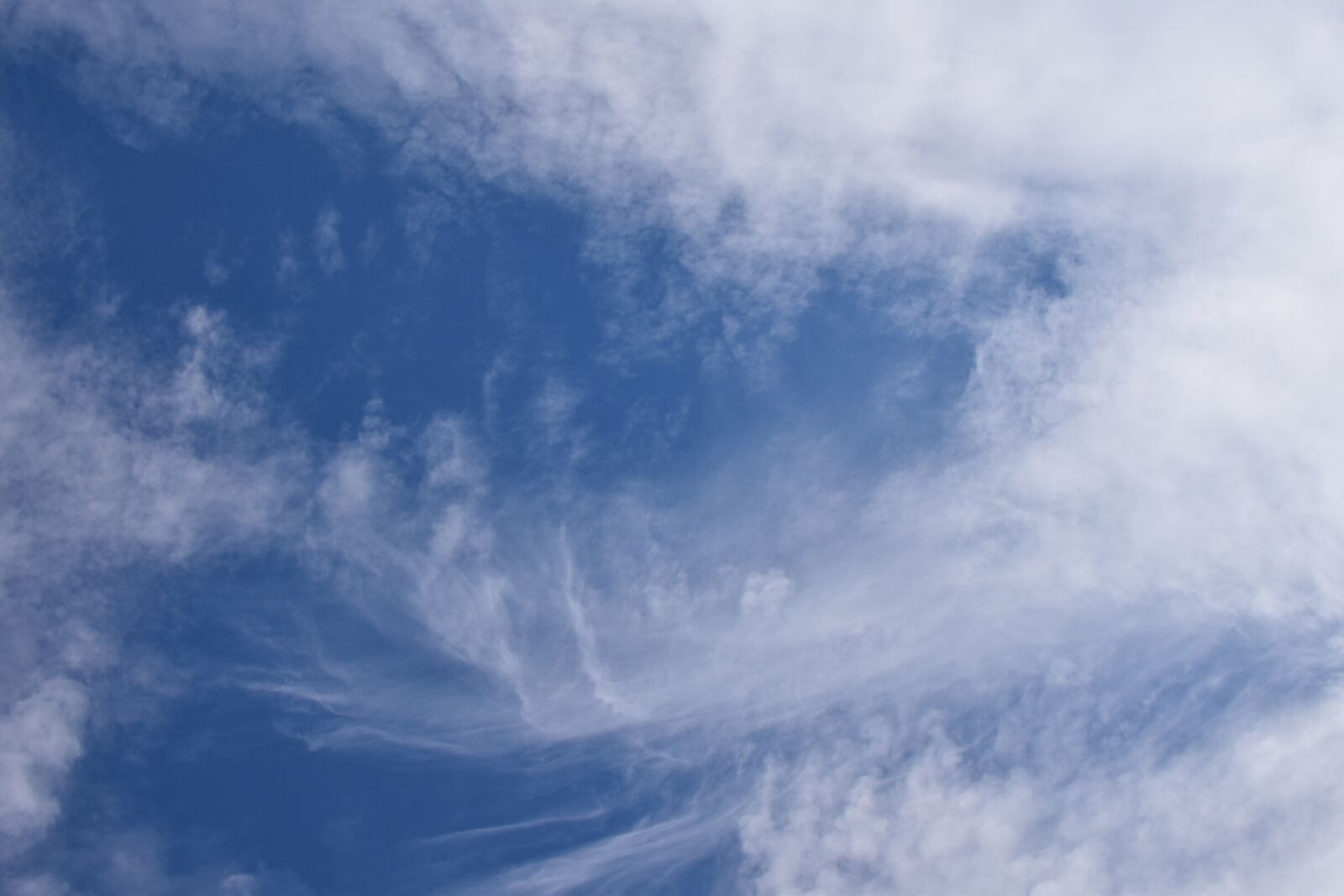 Nikon D3300 sample photo. Wispy clouds, cloudscape, skyscape photography