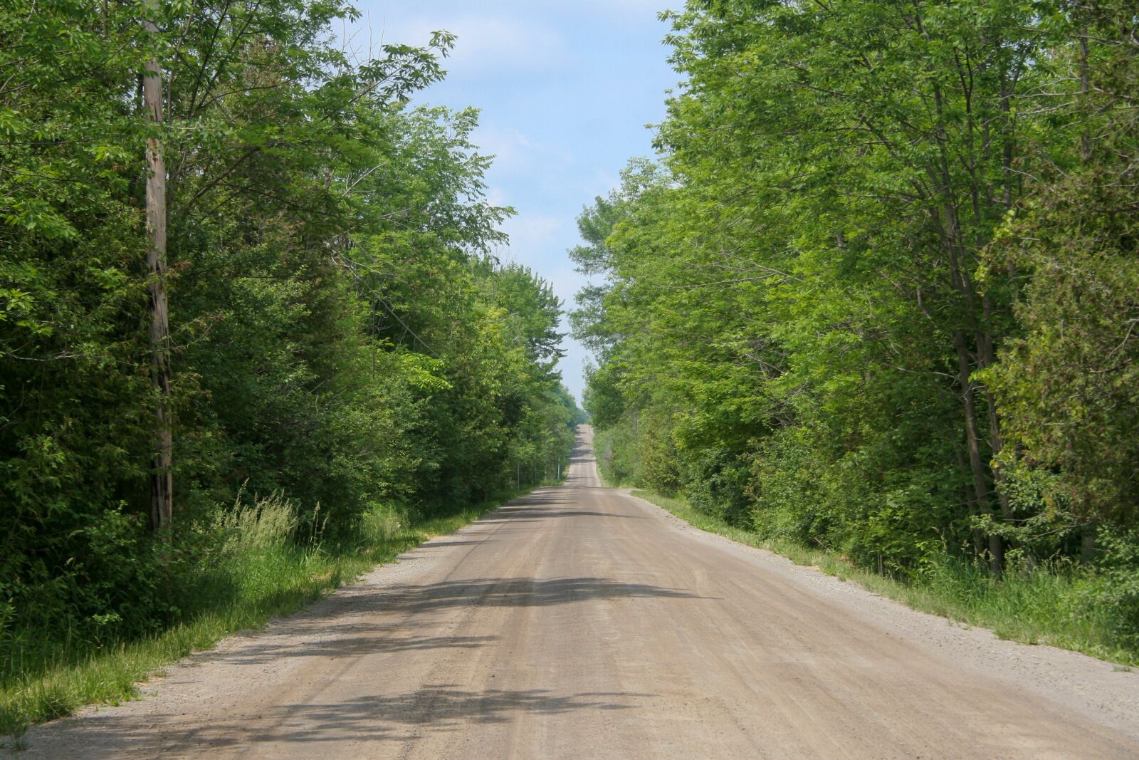 Canon EOS 20D sample photo. Country road, country, road photography