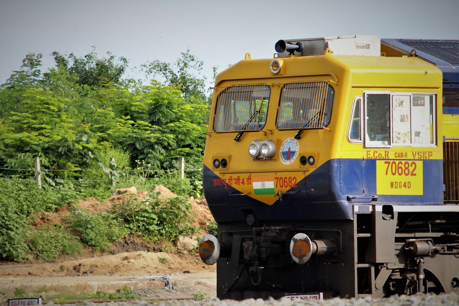 Canon EOS 700D (EOS Rebel T5i / EOS Kiss X7i) sample photo. Transportation system, travel, vehicle photography