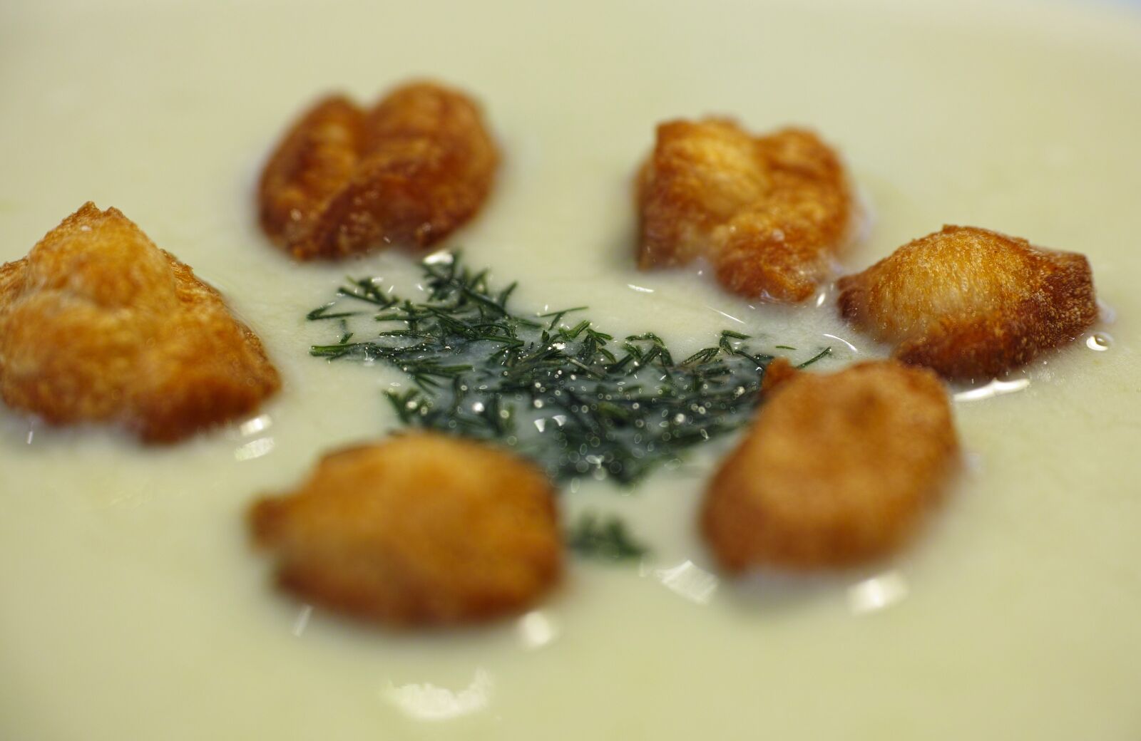 Sigma DP3 Merrill sample photo. Food, bread, soup photography