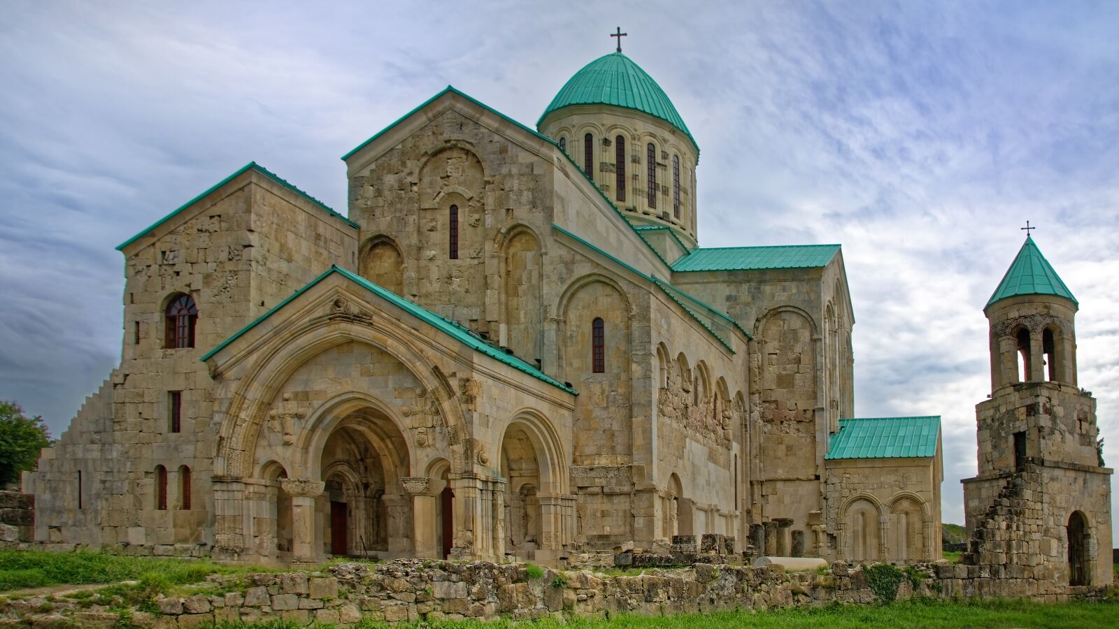 Nikon D7000 sample photo. Georgia, kutaisi, bagrati cathedral photography