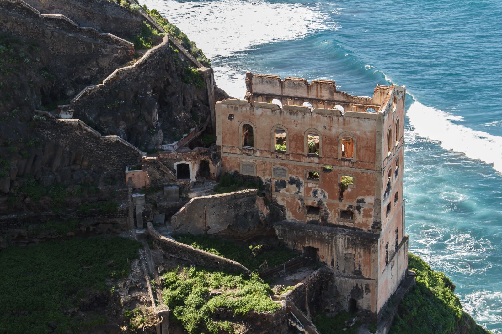Canon EOS 550D (EOS Rebel T2i / EOS Kiss X4) sample photo. Monastery ruins, los realejos photography