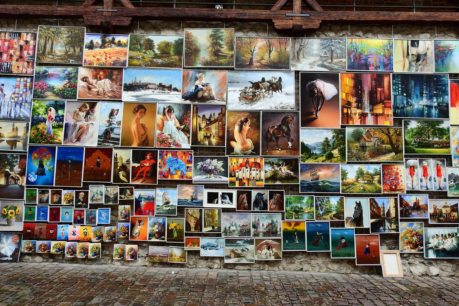 Nikon Coolpix P900 sample photo. Krak w, poland, wall photography