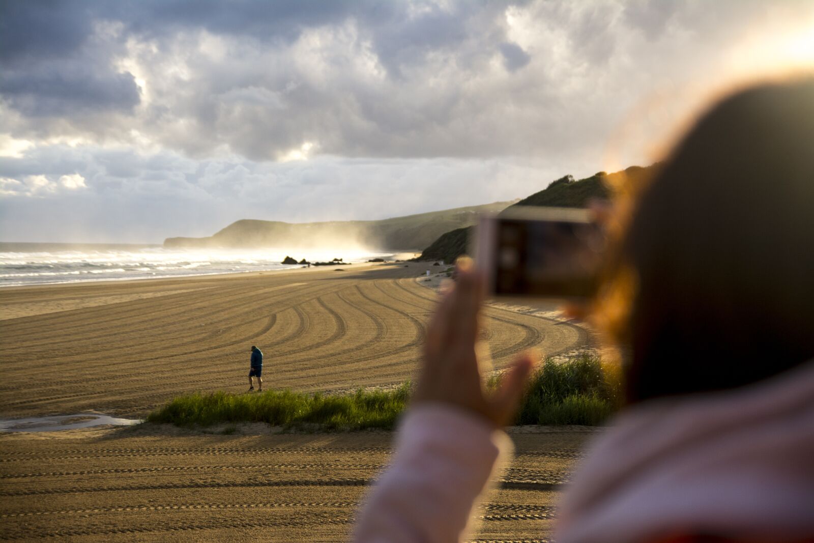 Nikon D7100 sample photo. Sunrise, beach, clouds photography