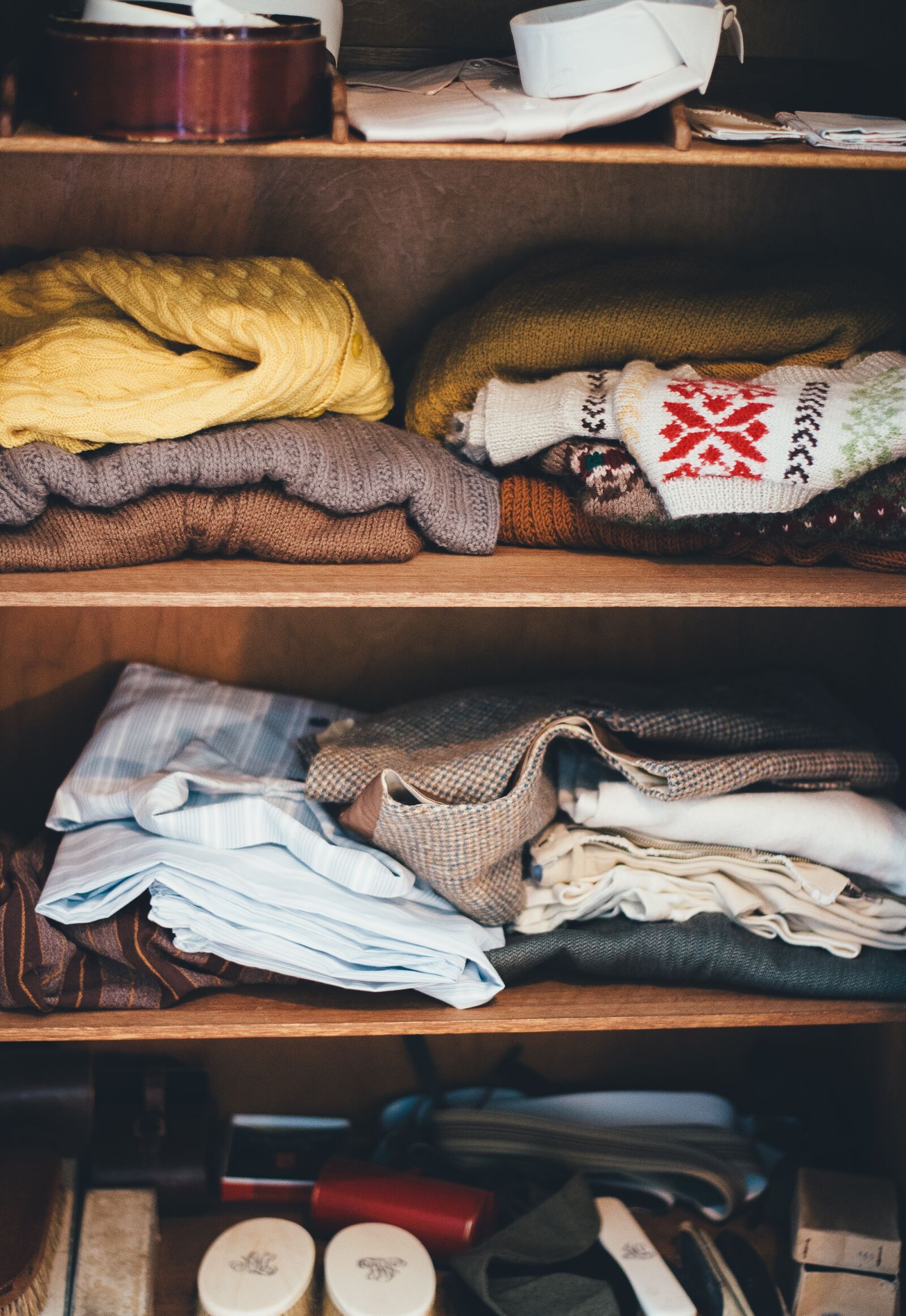 Nikon D4S sample photo. Cabinet, clothes, garments photography