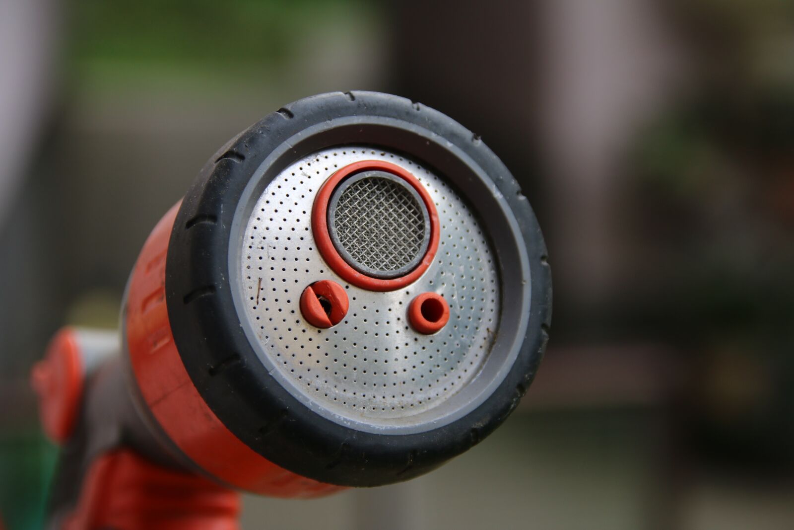 Canon EOS 70D sample photo. Garden hose, shower head photography