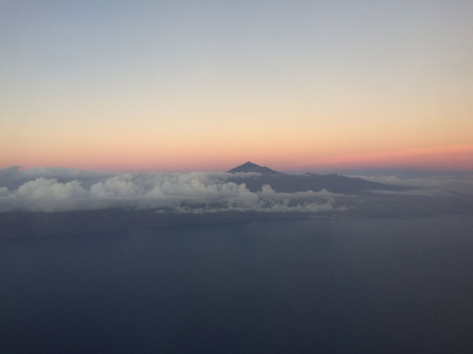 iPhone 5s back camera 4.15mm f/2.2 sample photo. Mount teide, tenerife, sunset photography