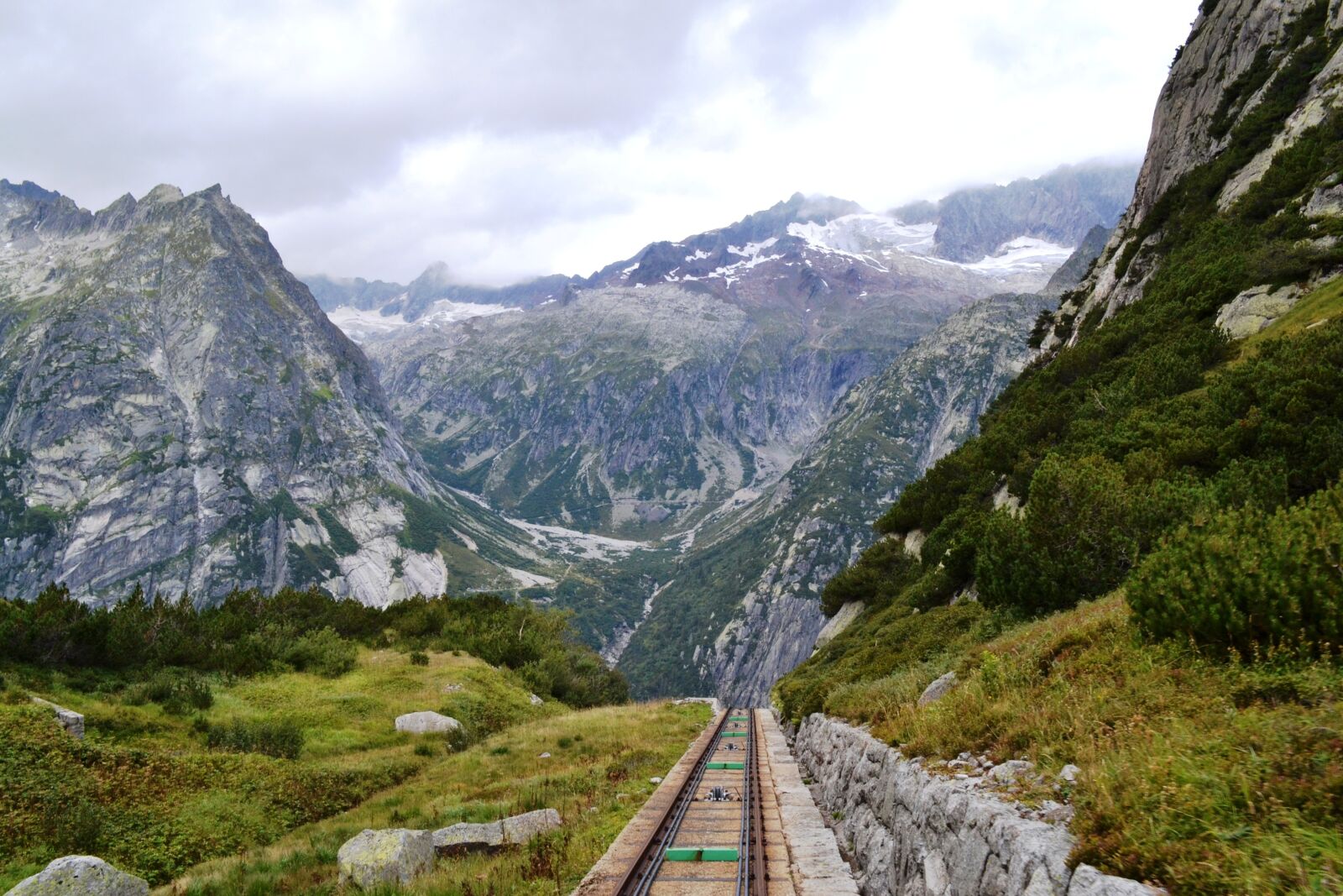 Nikon D3100 sample photo. Mountains, mountain world, cable photography