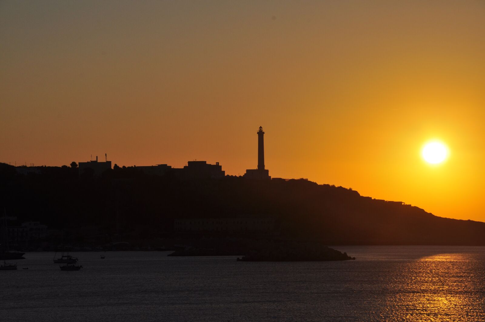 Nikon D5000 sample photo. Puglia, lighthouse, dawn photography