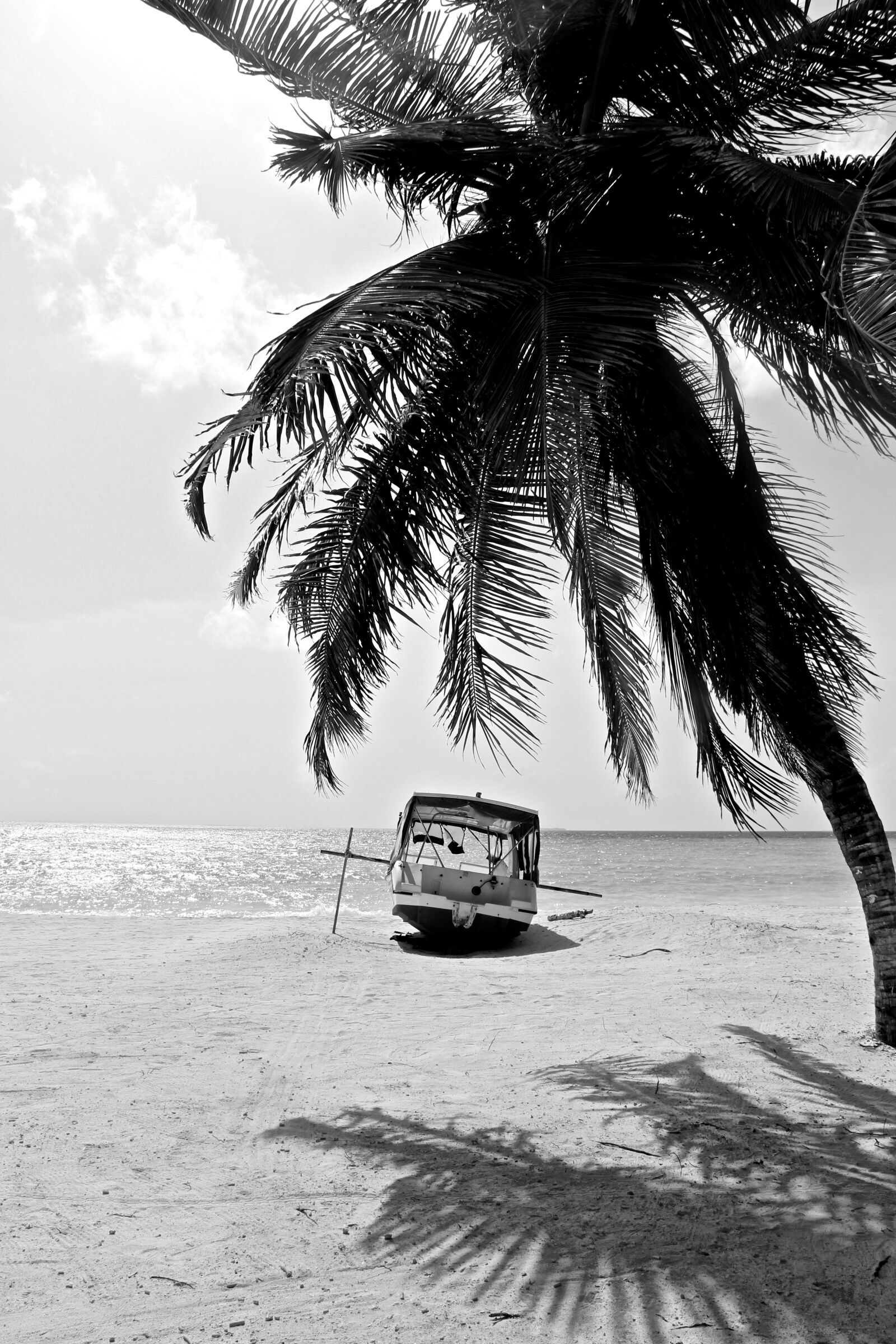 Canon EOS 700D (EOS Rebel T5i / EOS Kiss X7i) sample photo. Beach, sand, sea photography