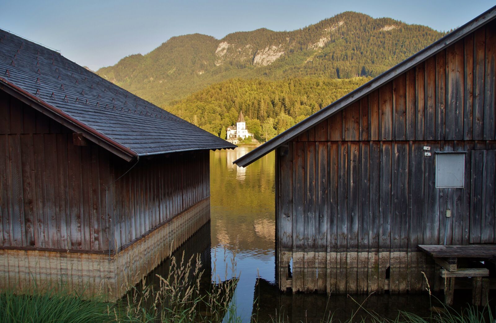 Sony SLT-A58 sample photo. Grundlsee, wooden, houses photography