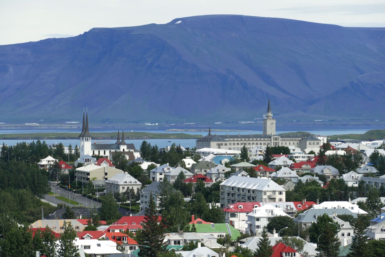 Panasonic Lumix DMC-FZ1000 sample photo. Reykjavik, iceland, panorama photography