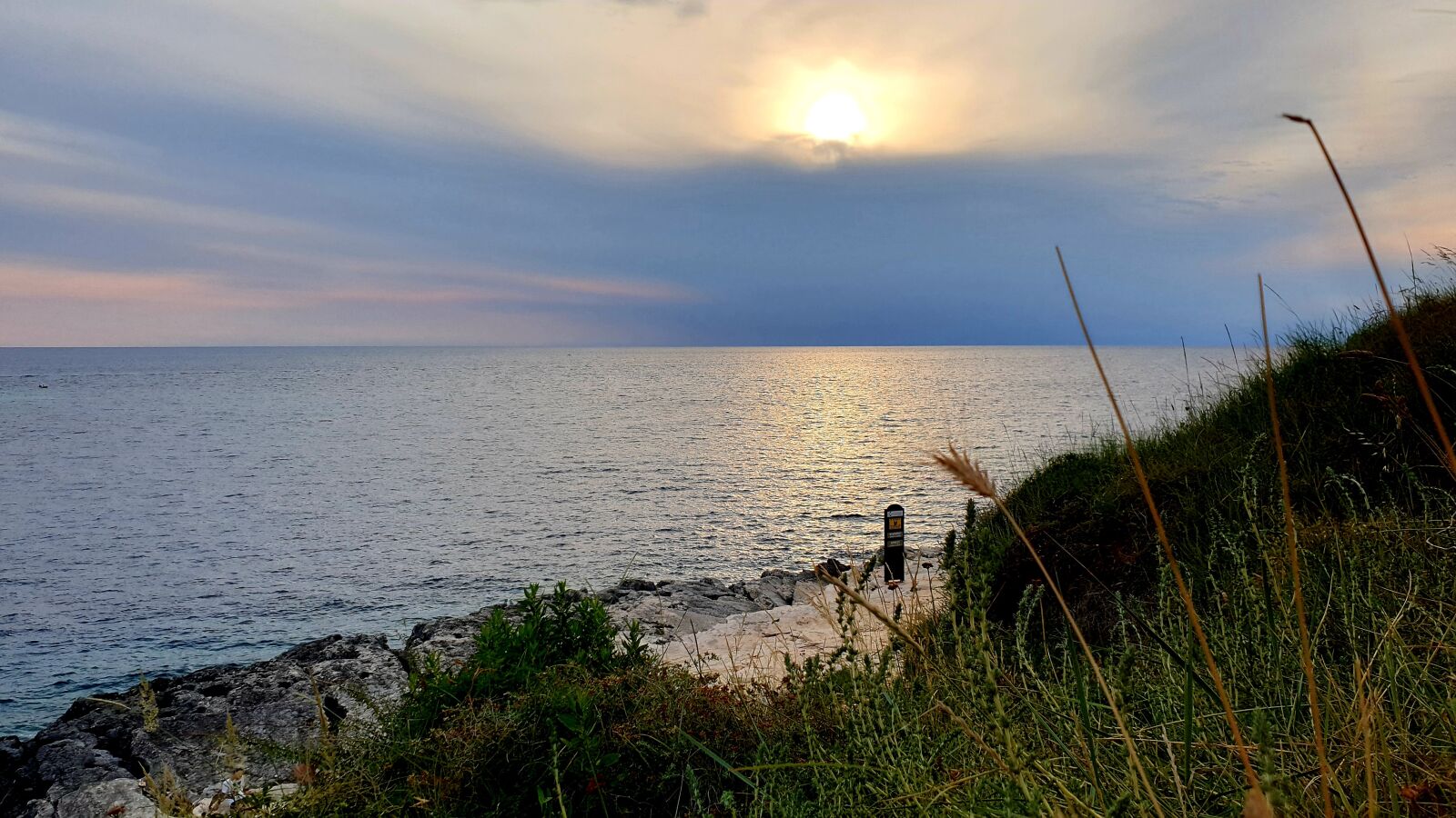 Samsung Galaxy S9+ sample photo. Sea, beach, vacations photography